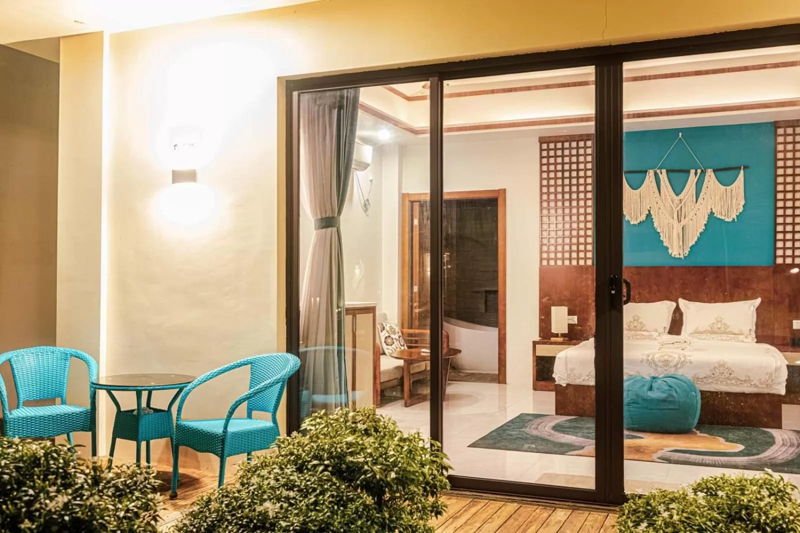 Facade/entrance, Bed in Amphitrite Resort