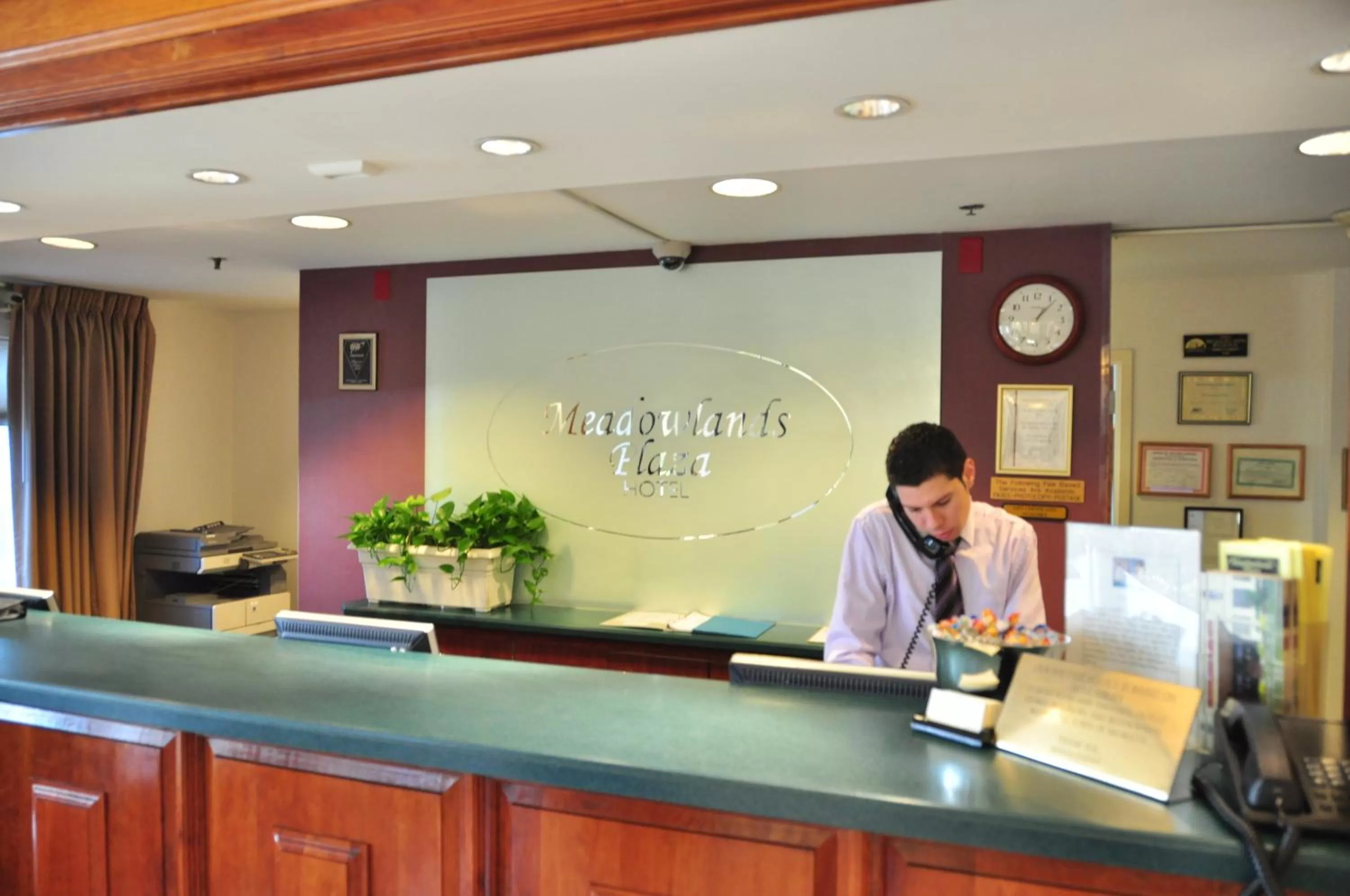 Lobby or reception in Meadowlands Plaza Hotel