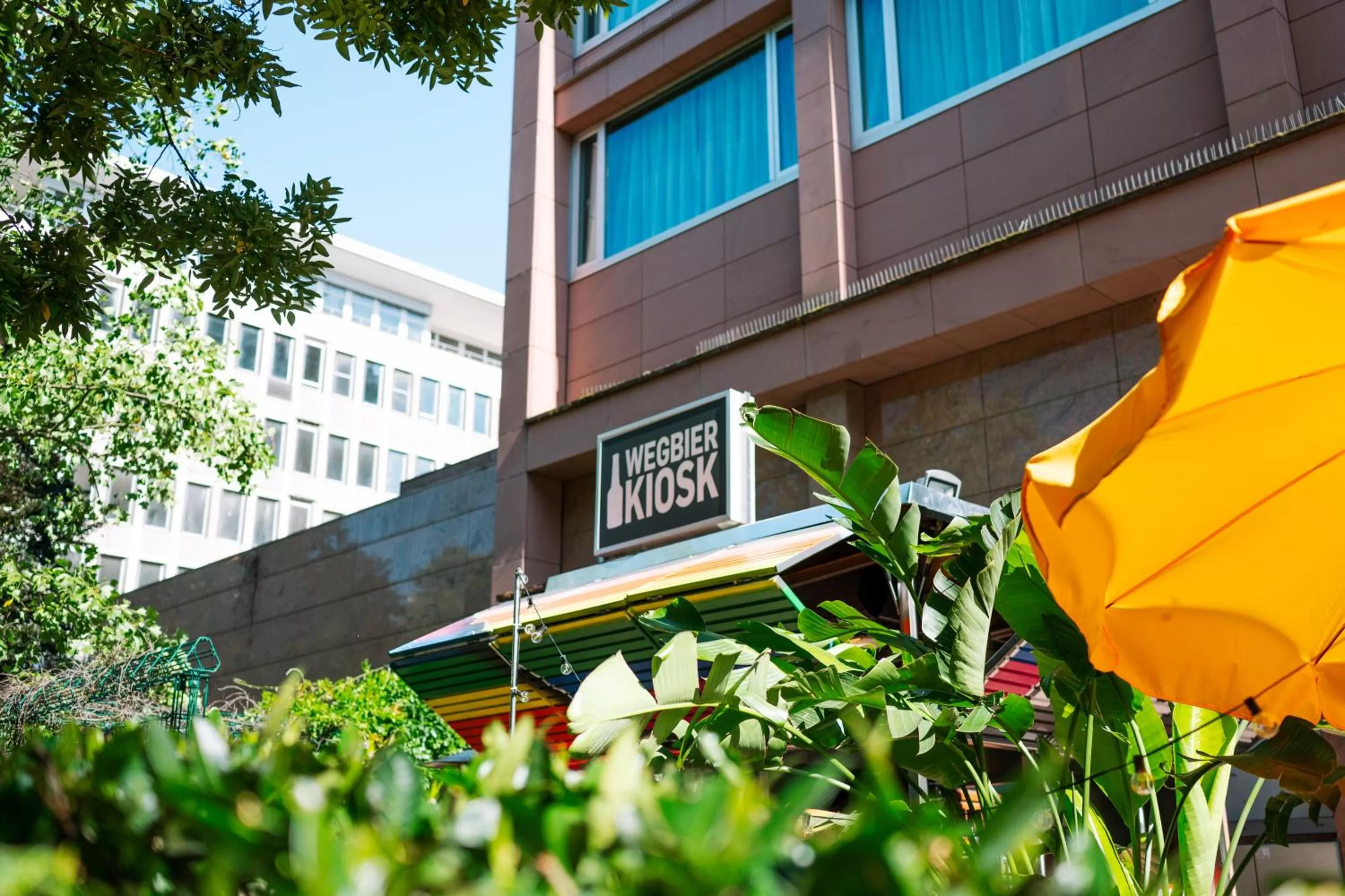 Restaurant/places to eat in Hilton Frankfurt City Centre