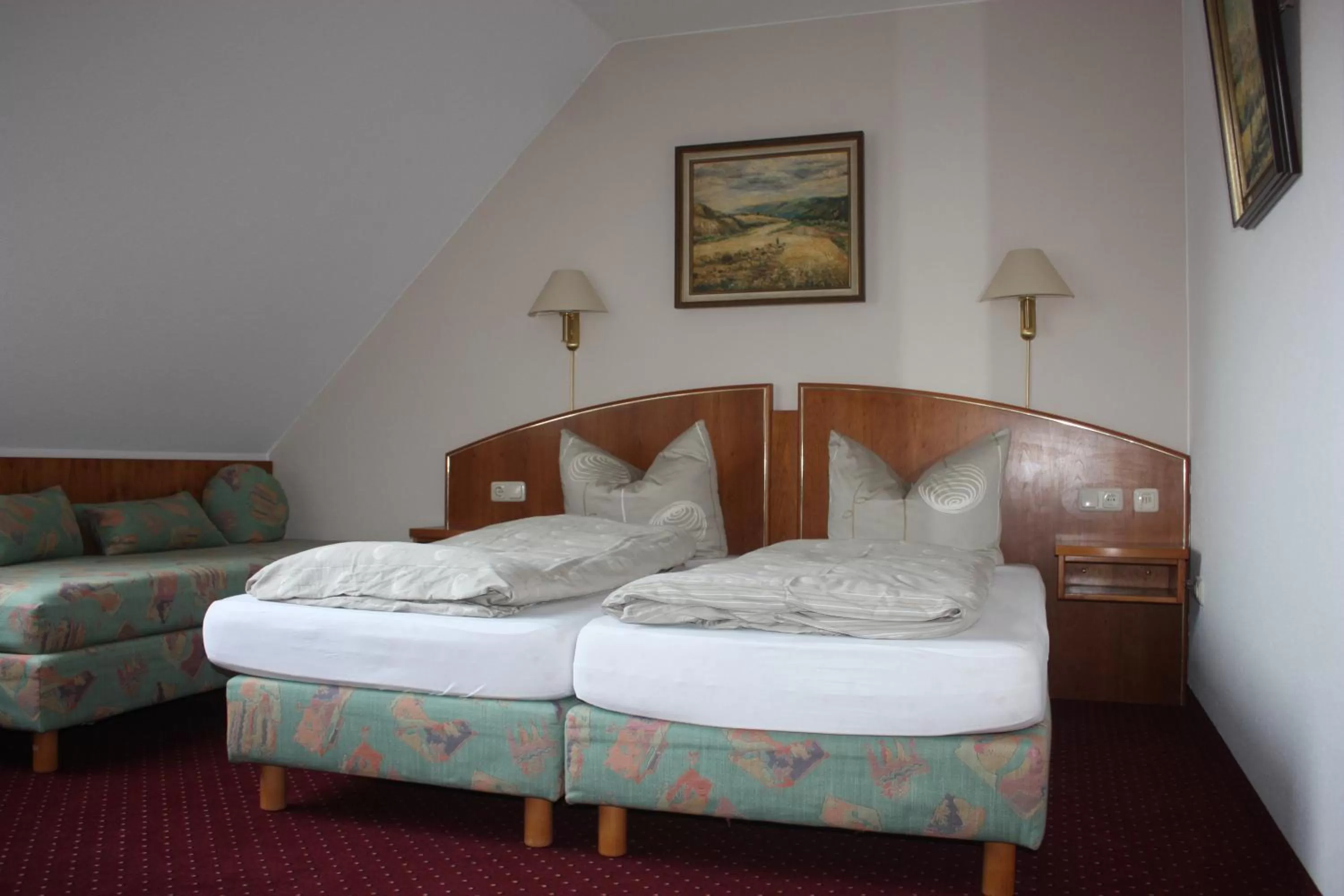 Bed in Landhotel Garni am Mühlenwörth