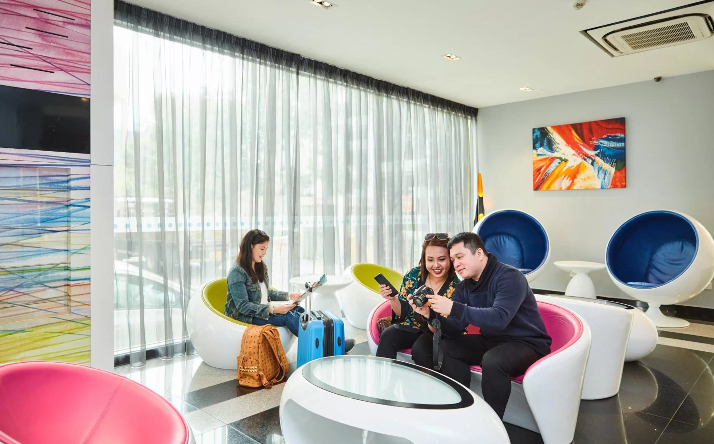 People in ibis budget Singapore Imperial