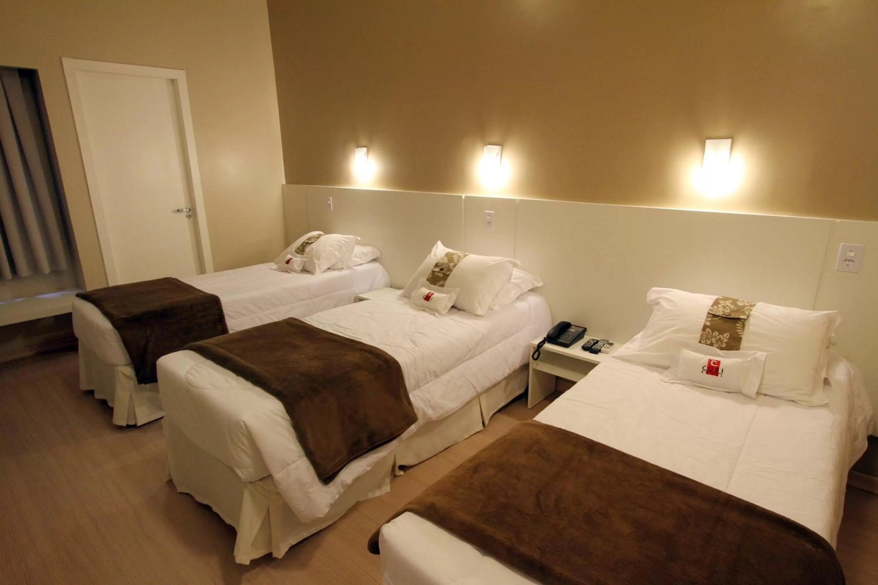 Bedroom, Bed in Hotel Curi Executive