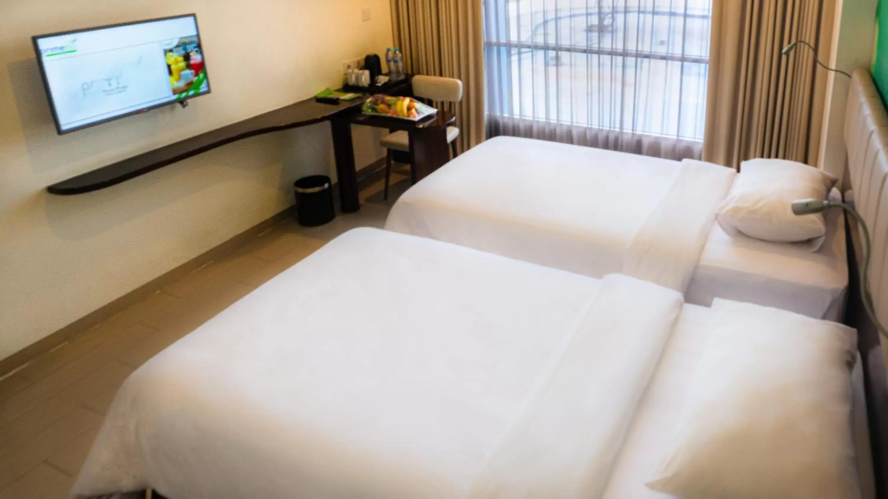 Deluxe Twin Breakfast in PrimeBiz Cikarang Deluxe Twin Breakfast in PrimeBiz Cikarang