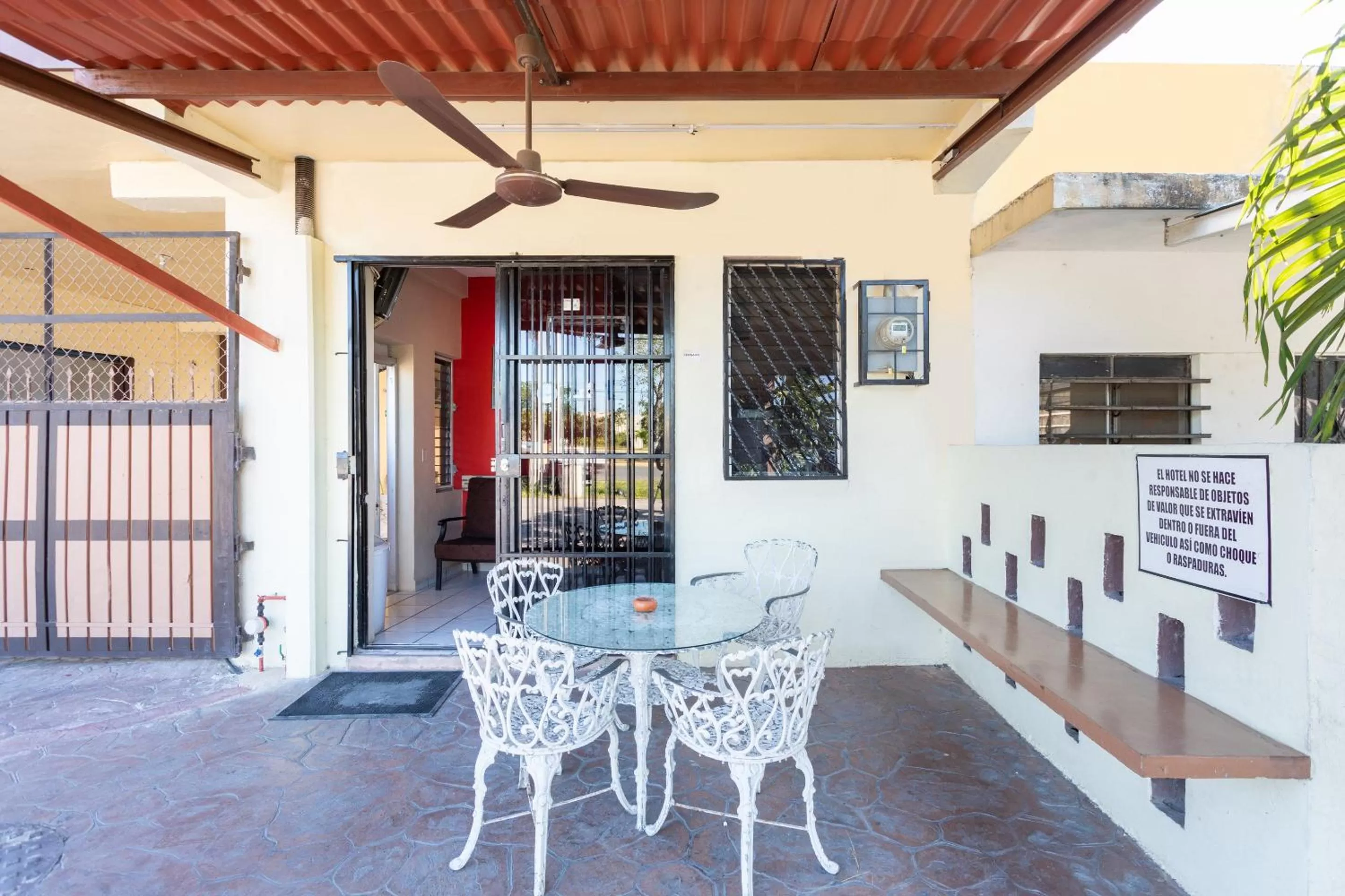 Facade/entrance in Hotel Costa Azul