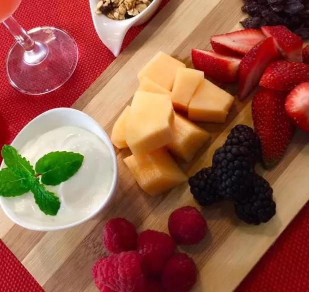 Breakfast, Food in Ochenta Y Dos Bed & Breakfast & Spa