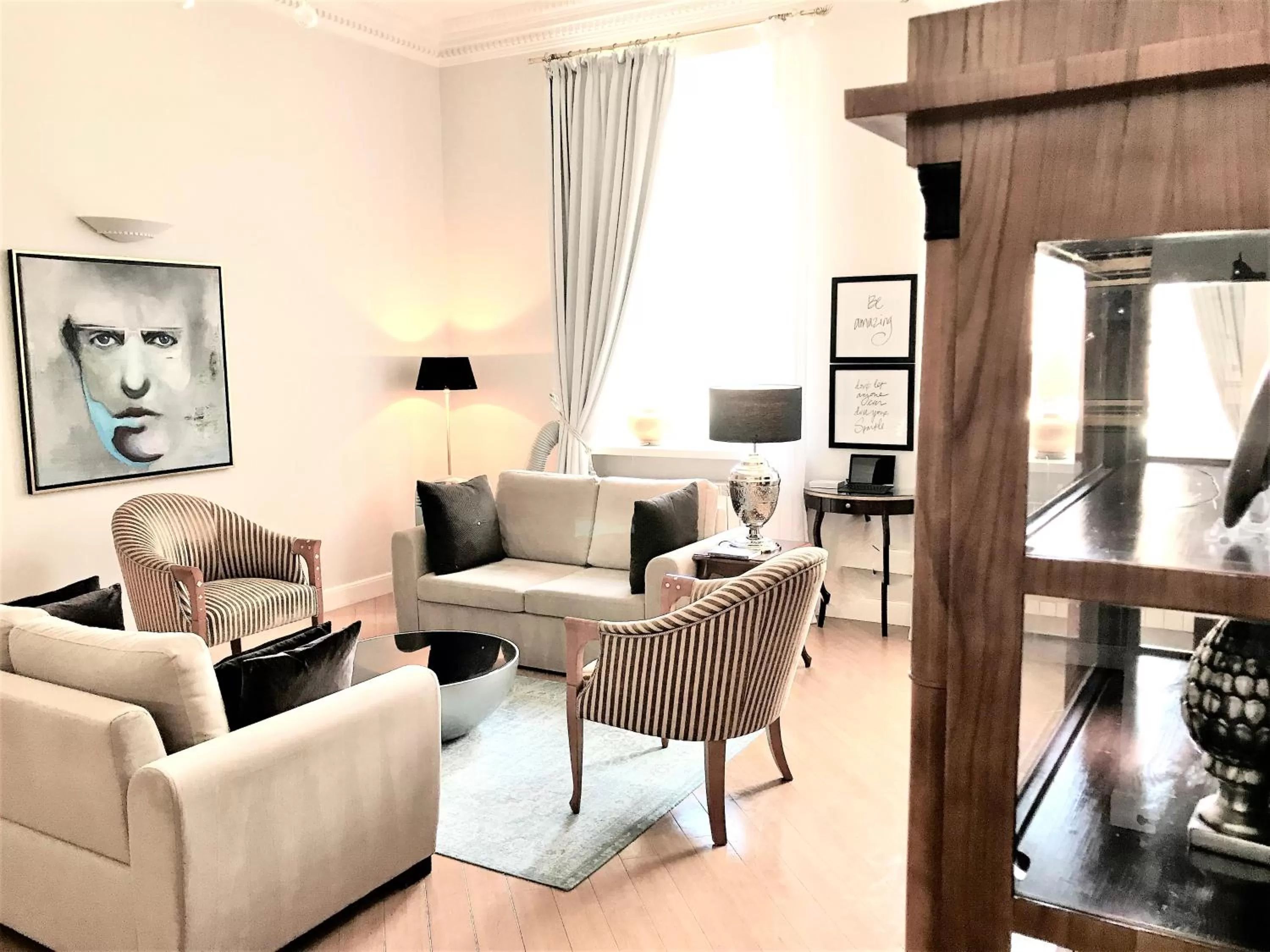 Luxury Executive Suite with Market Square View  in Luxury Apartments MONDRIAN Market Square III