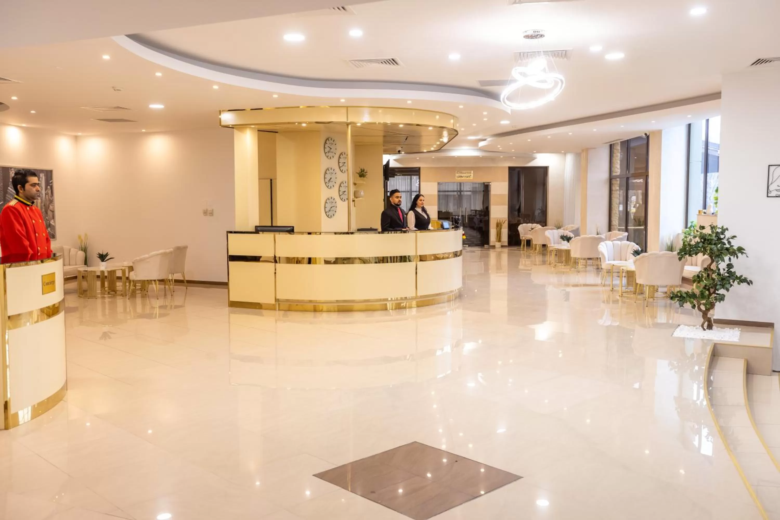 Staff in Hotel Sir Royal