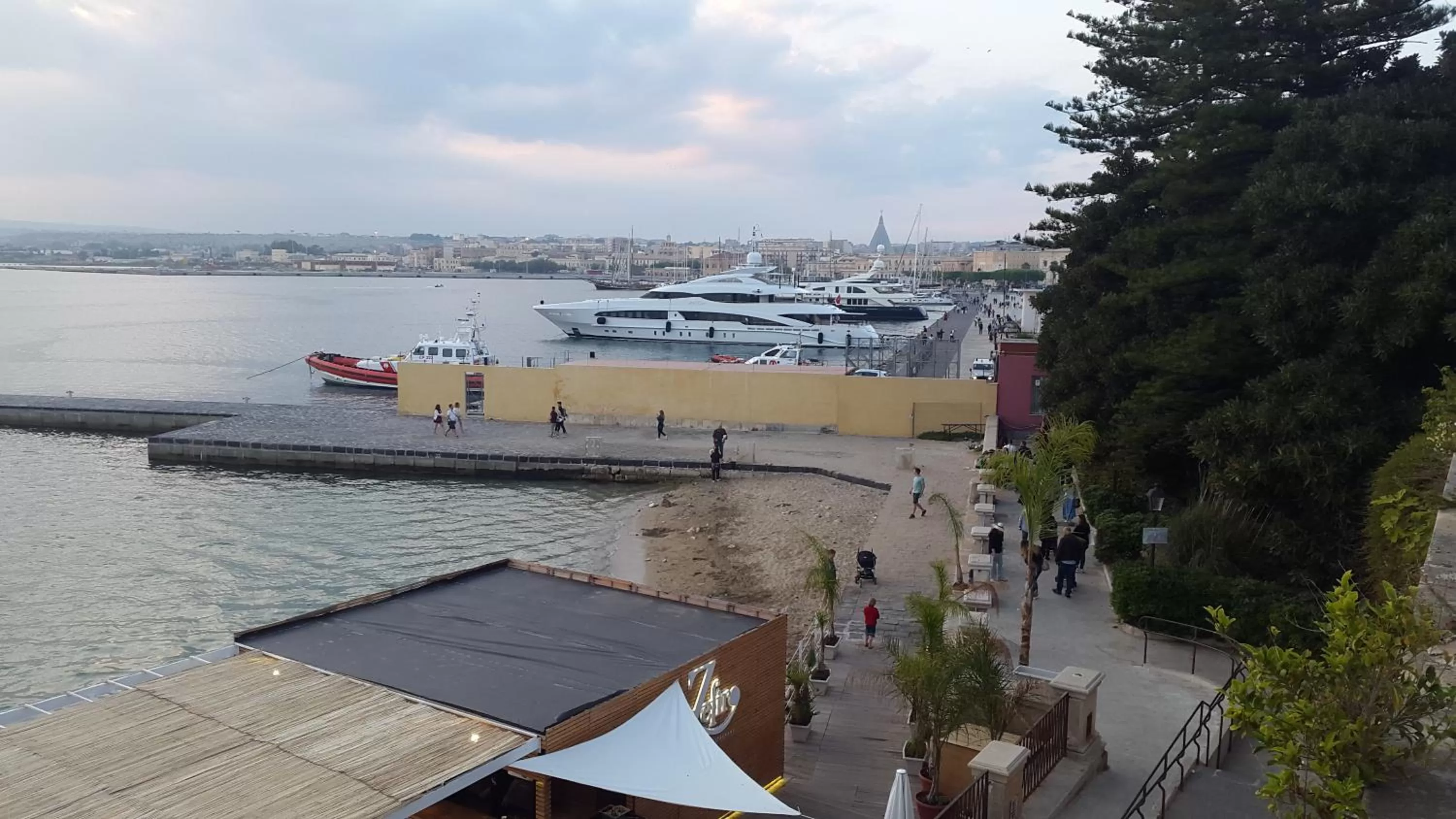 Sea view, Pool View in Il Pianoforte B&B