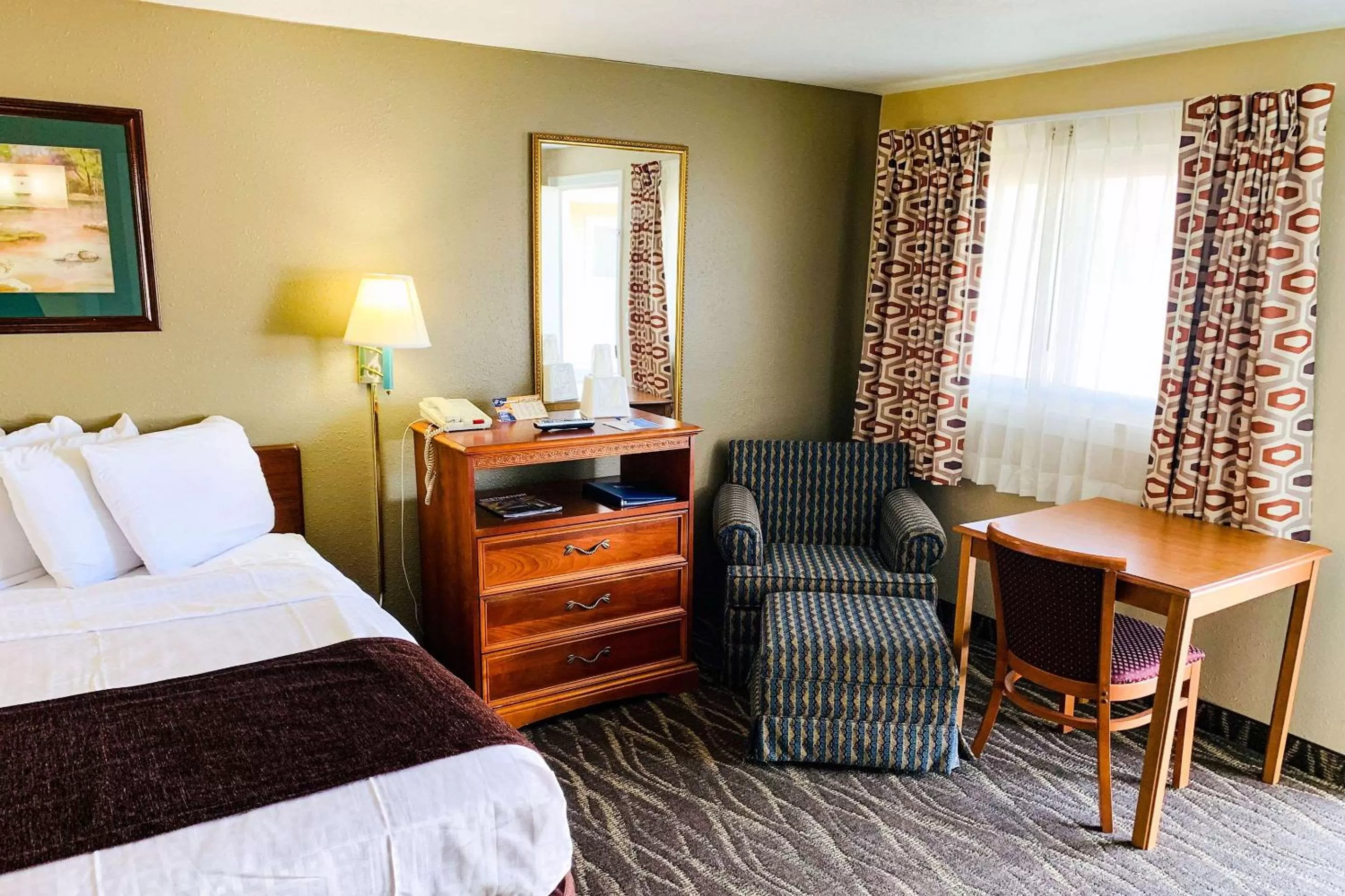 Photo of the whole room in Rodeway Inn & Suites