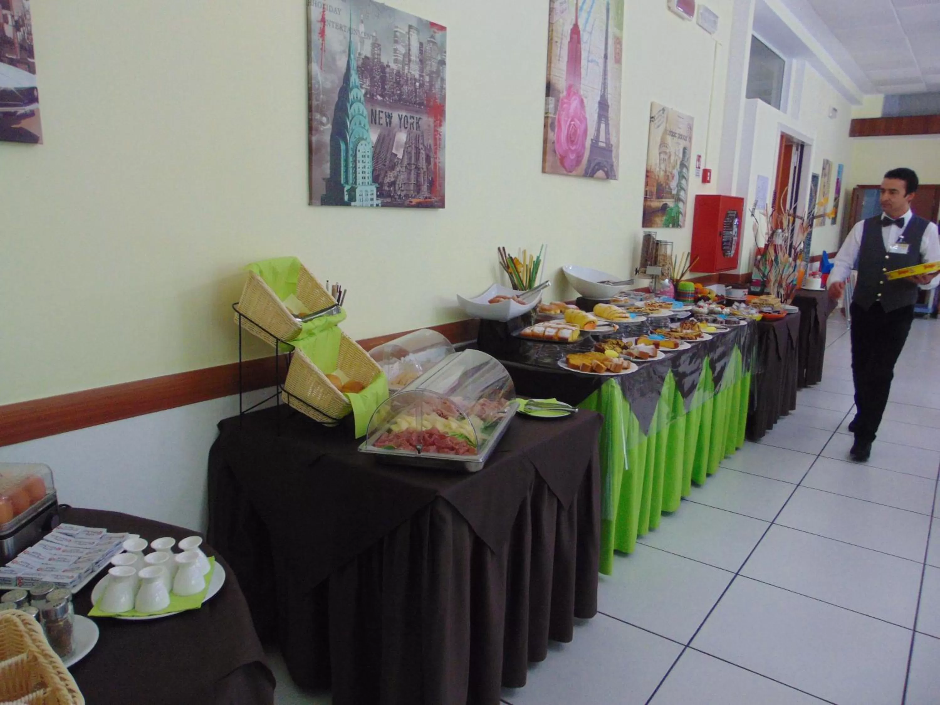 Continental breakfast in Hotel Sant'Angelo