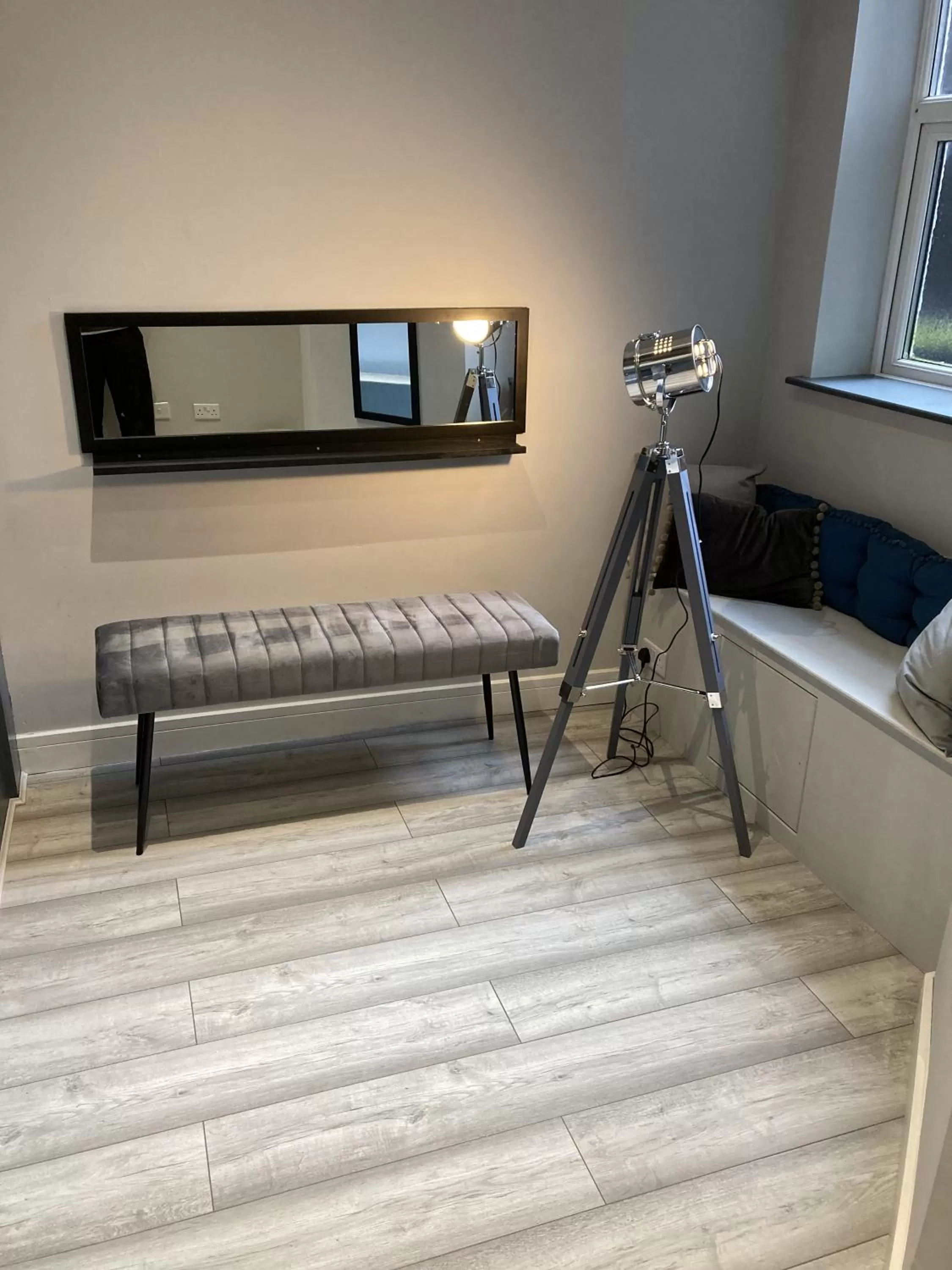 Bedroom, TV/Entertainment Center in Vibe Holiday Apartments