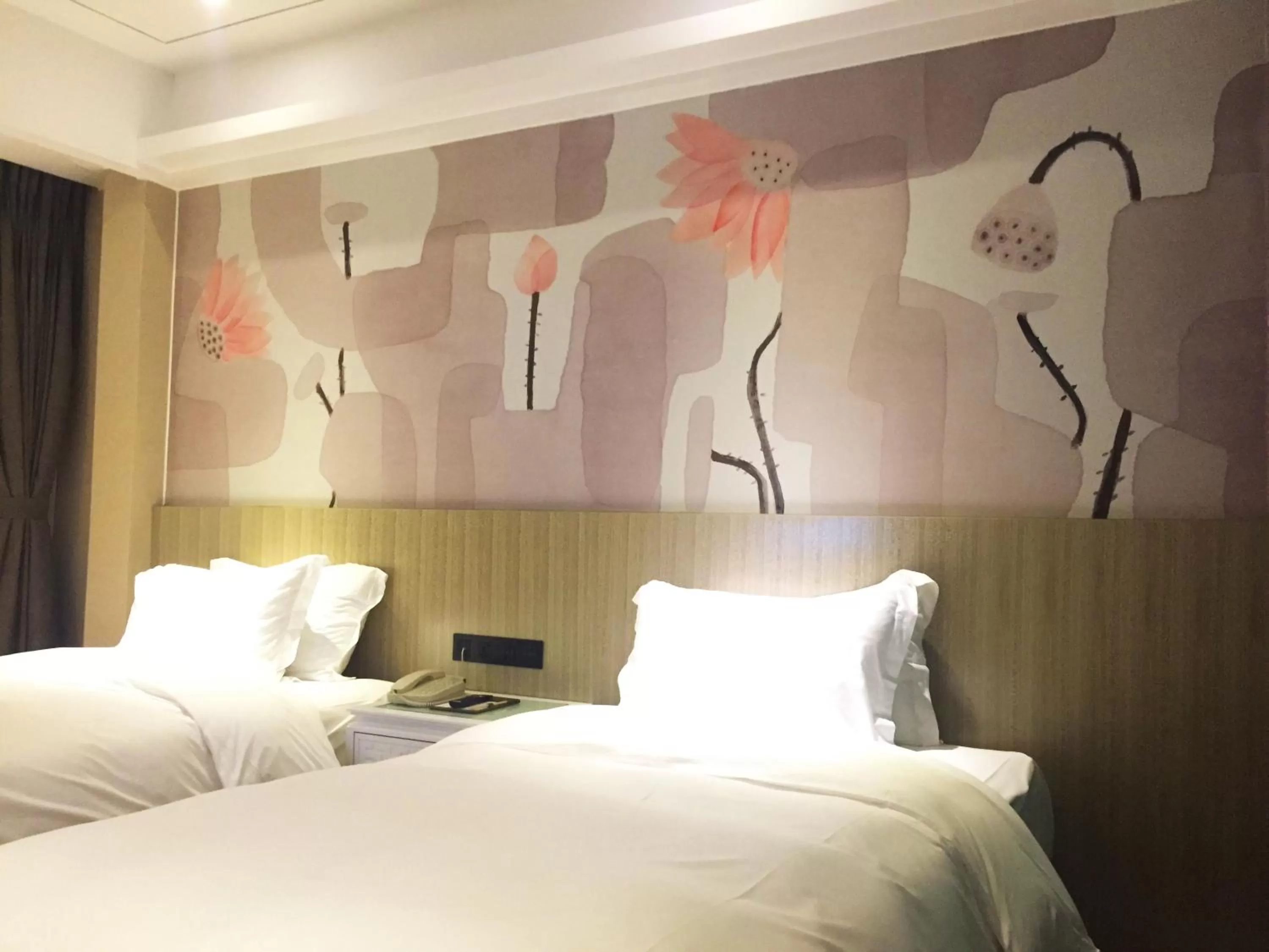 Decorative detail, Bed in Paco Hotel Tiyuxilu Metro Guangzhou-Free Shuttle Bus fir Canton Fair