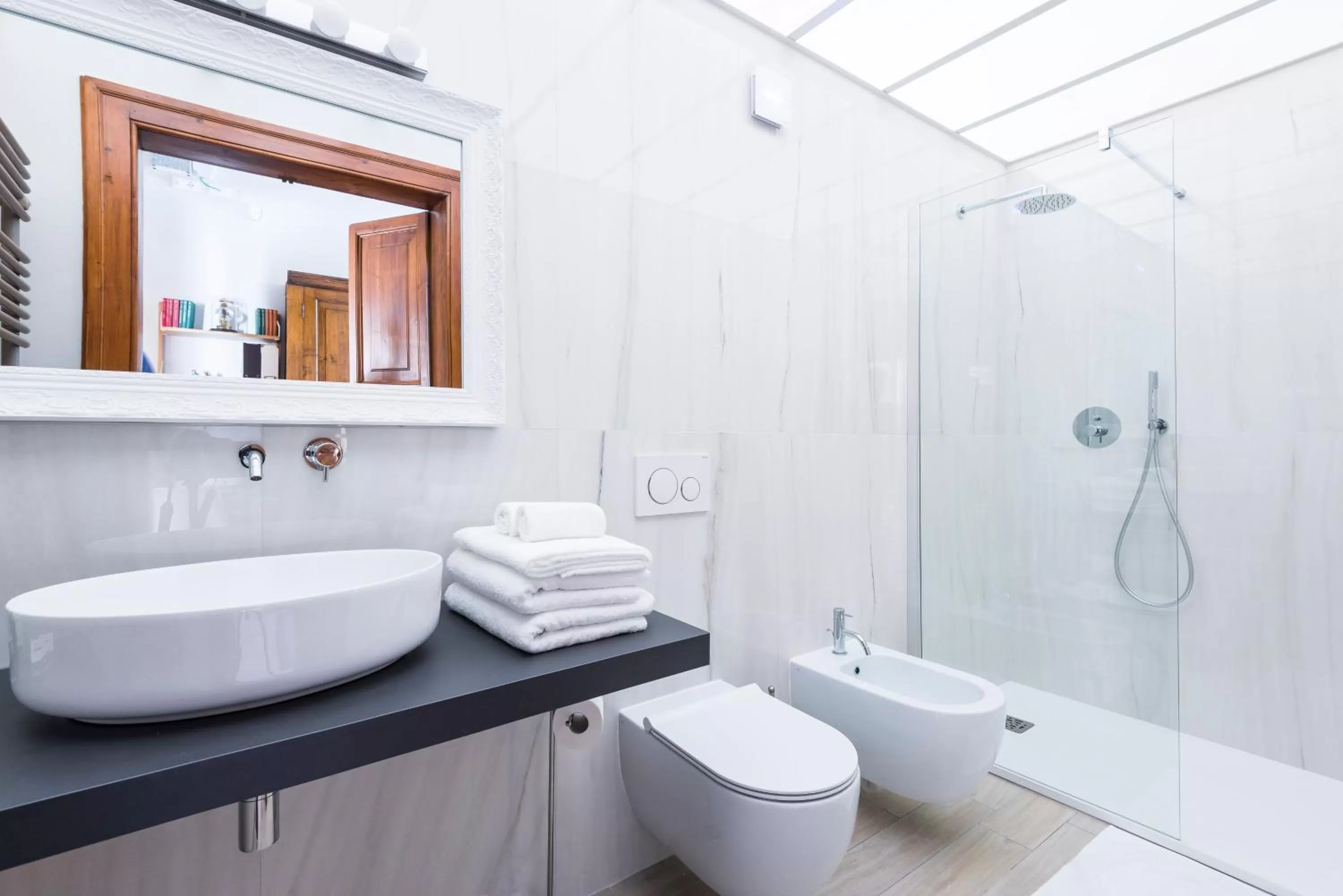 Shower in Villa Savioli Room & Breakfast