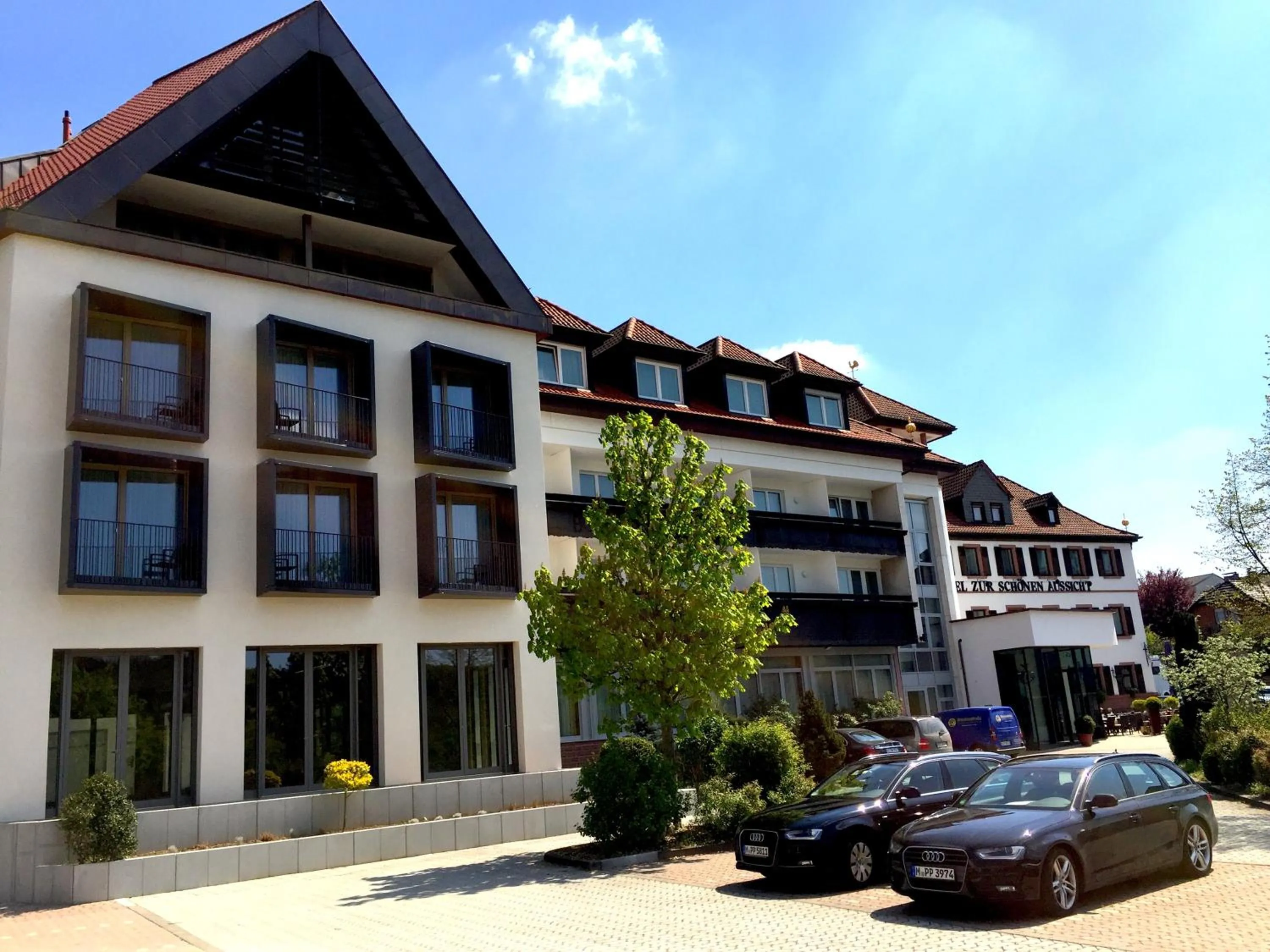 Facade/entrance in Hotel Zur Schönen Aussicht