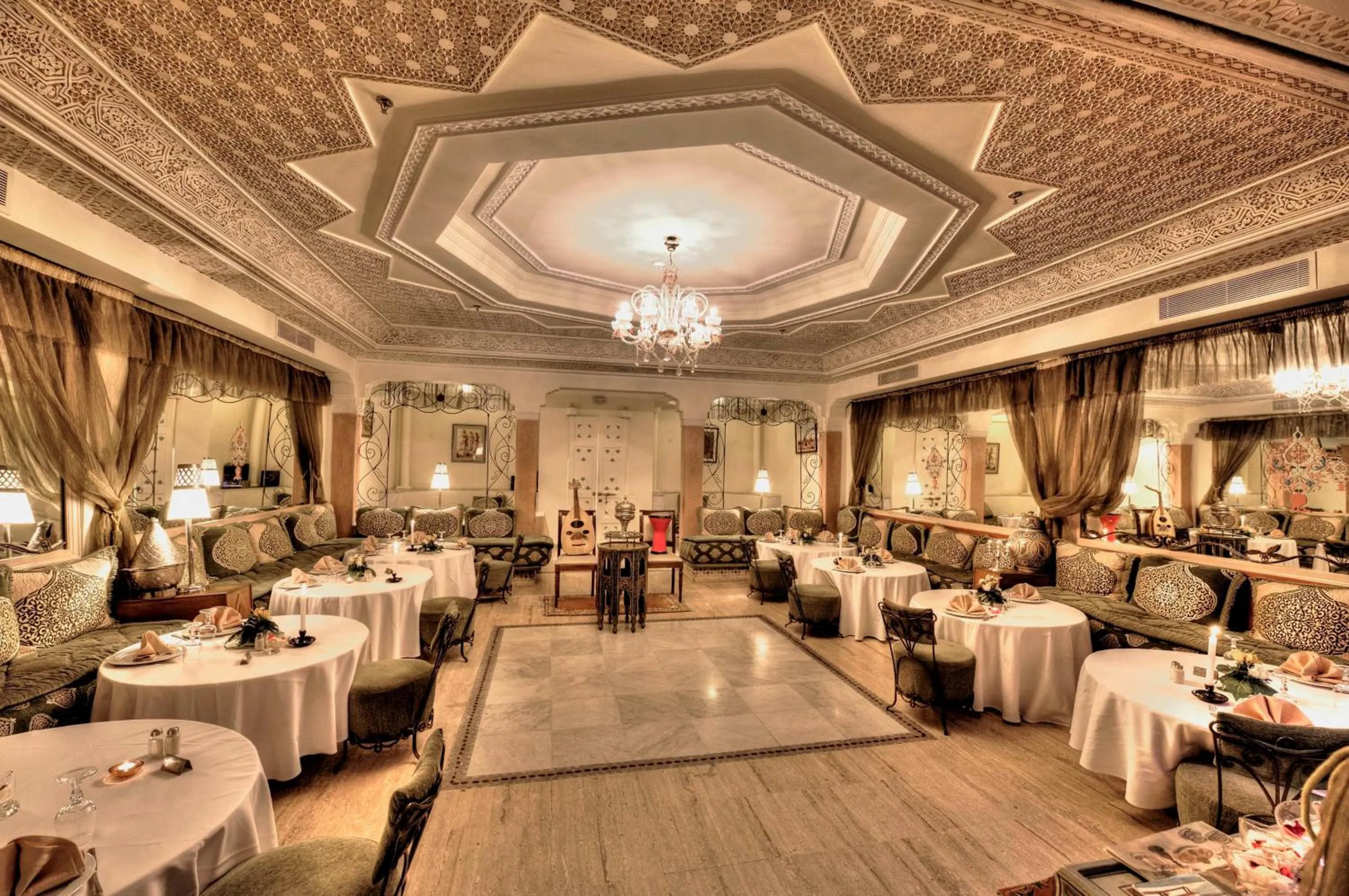 Restaurant/Places to Eat in Hotel Farah Marrakech