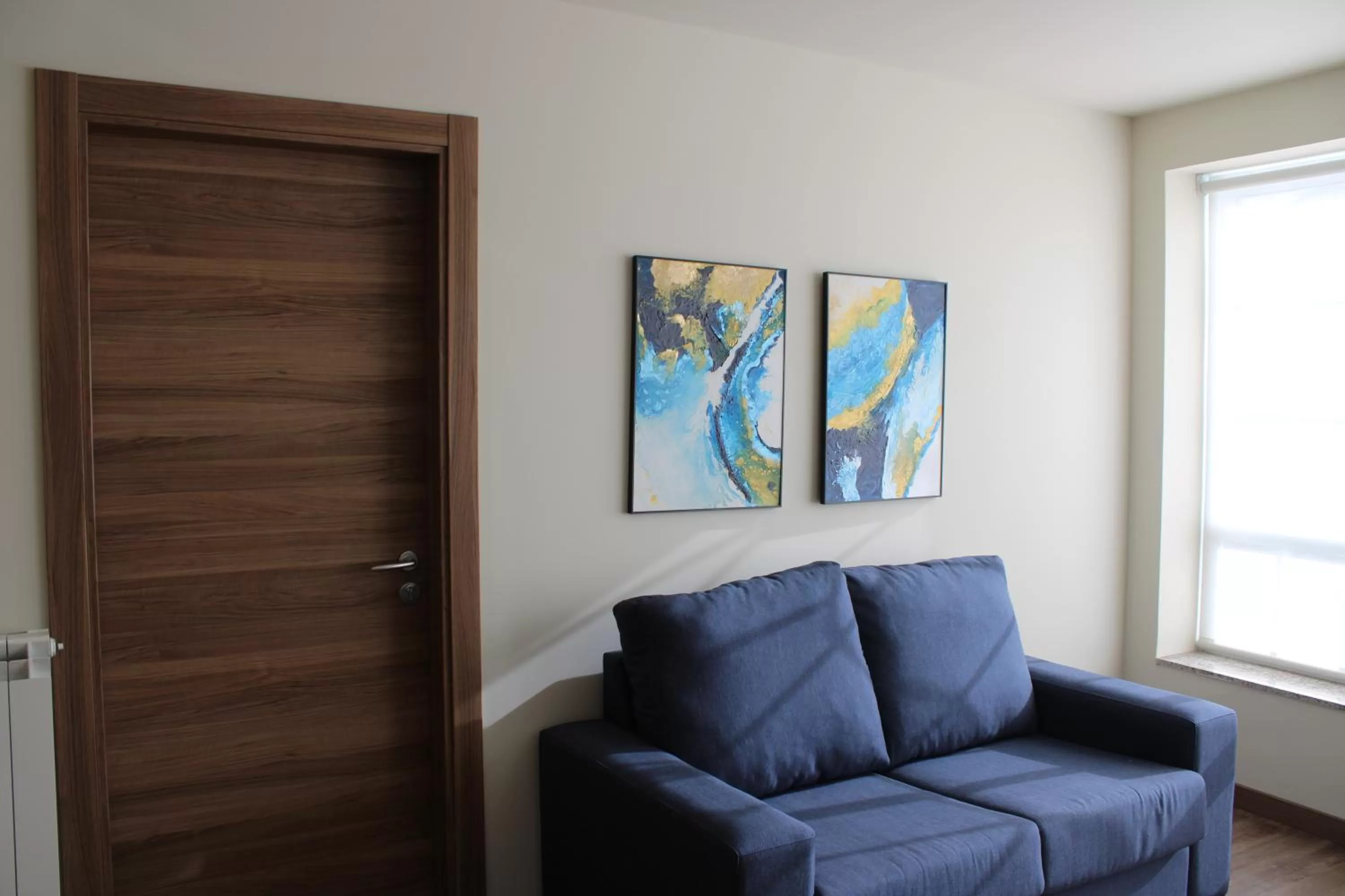 Communal lounge/ TV room in Hotel La Terraza