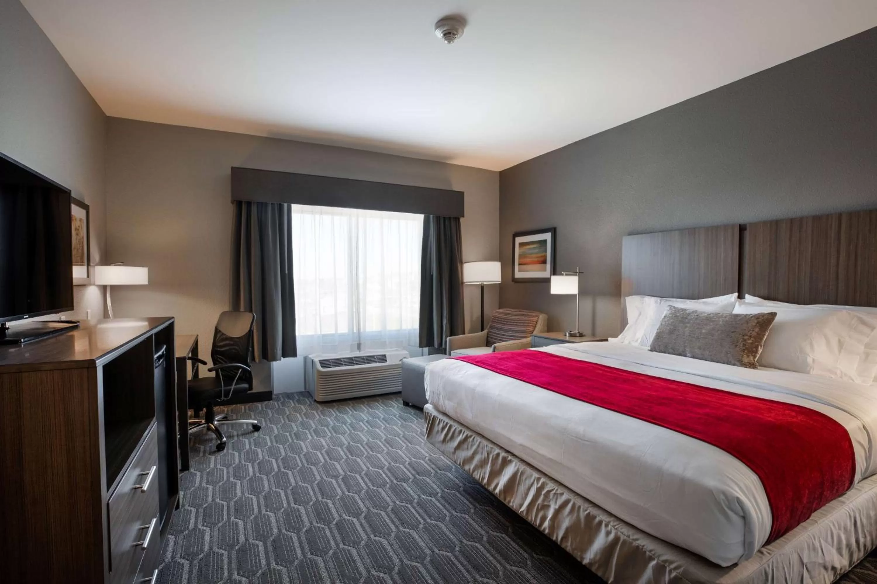 Photo of the whole room, Bed in StoneHill Lawrence, Trademark Collection by Wyndham