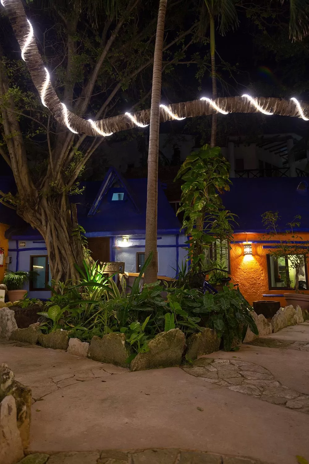 Garden, Property Building in Hotel Amar Inn