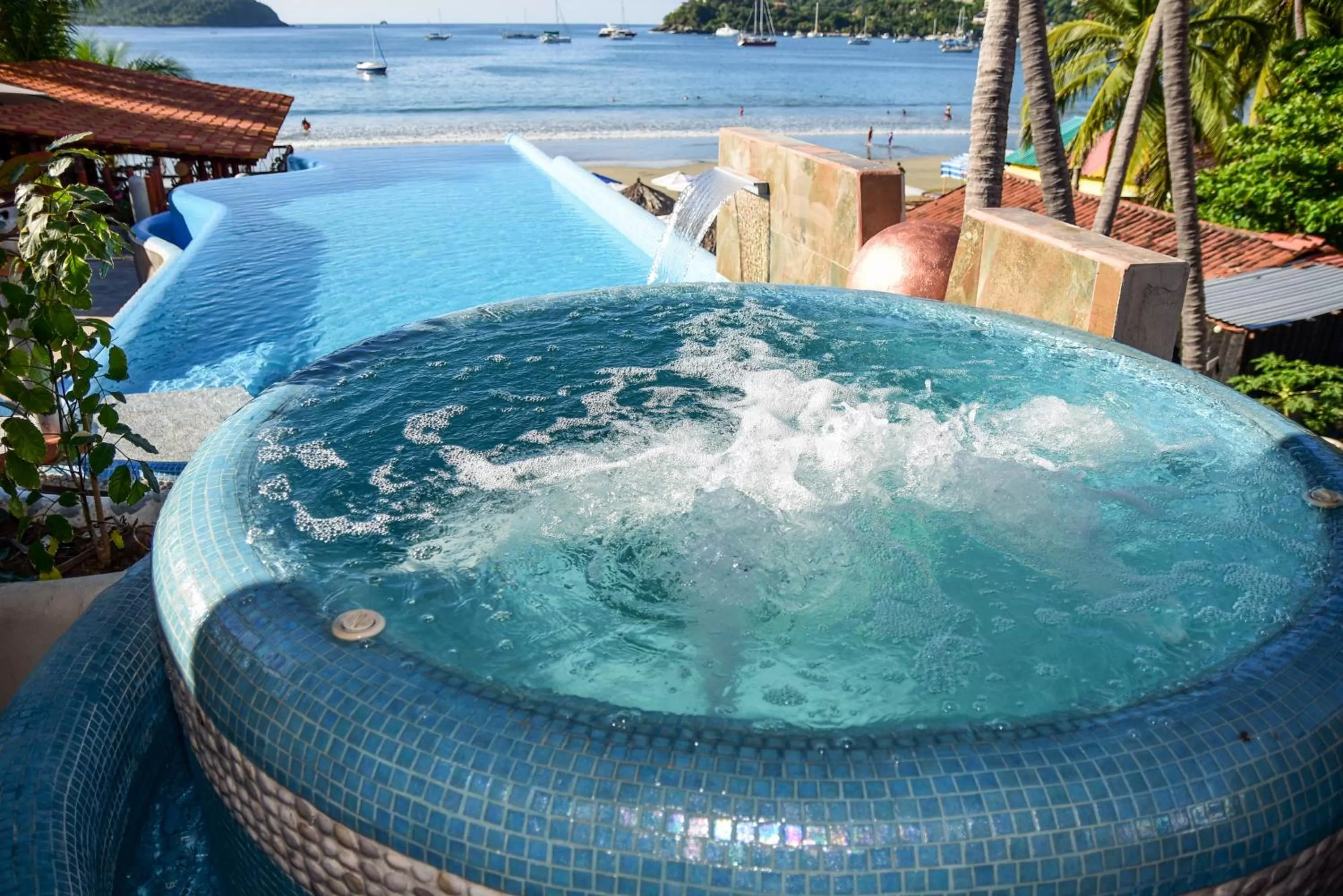 Hot Tub in Arena Suites