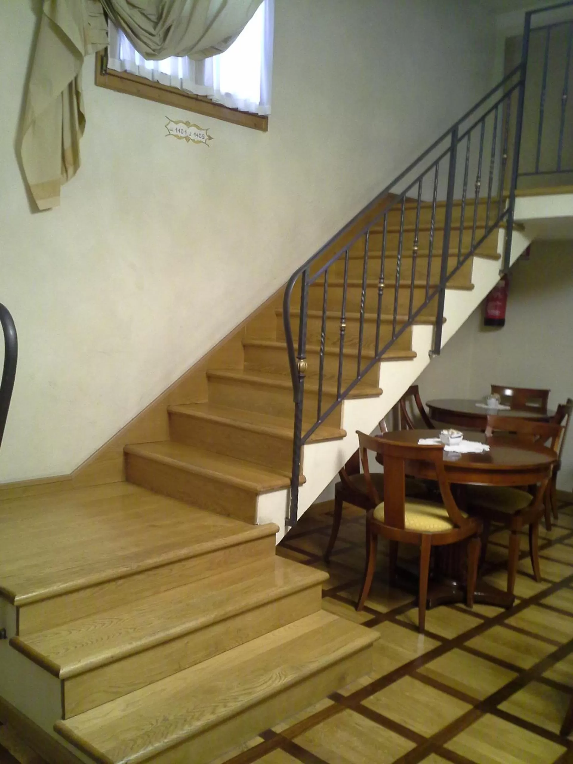 Decorative detail in Hotel Bigallo