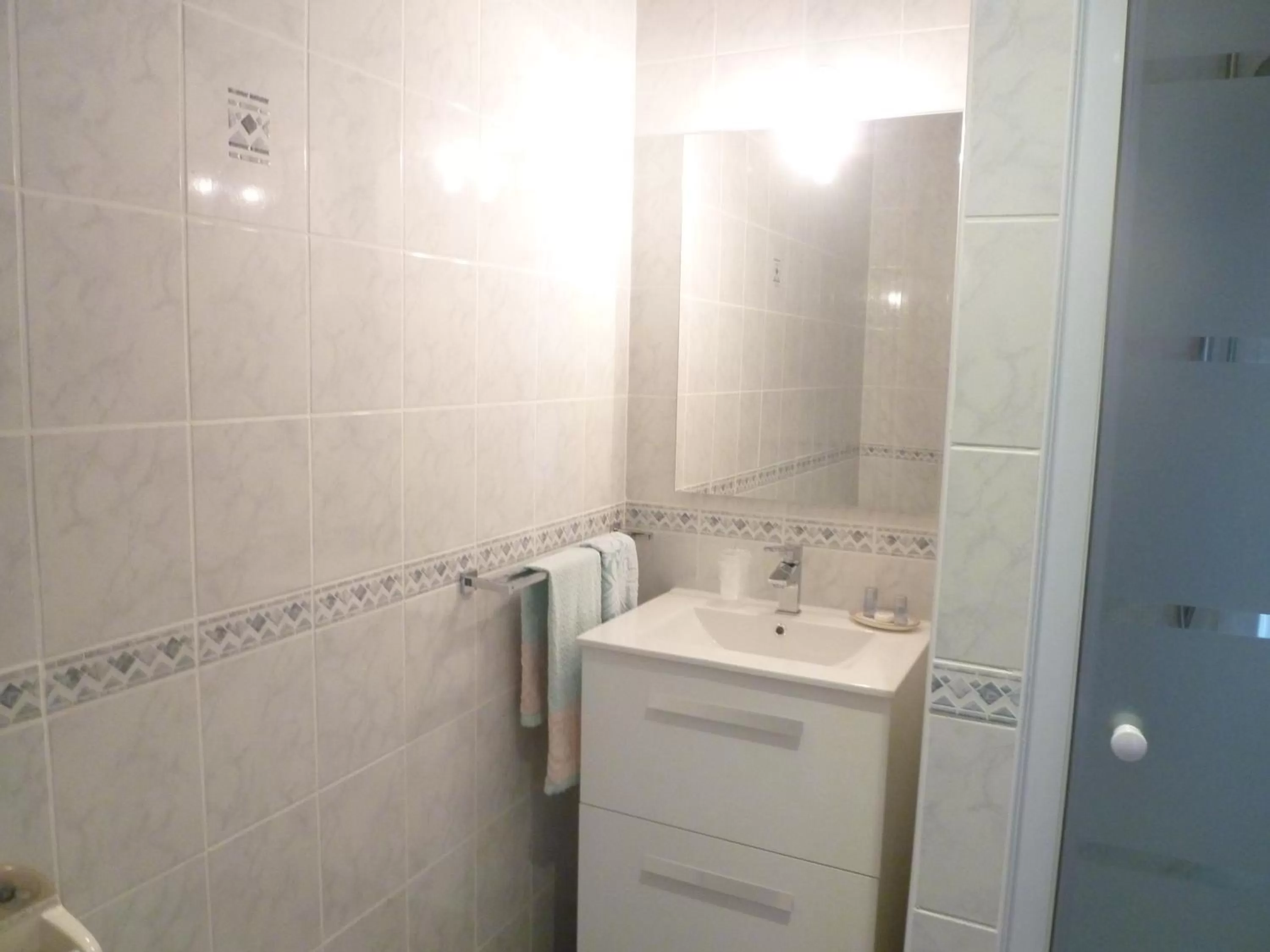 Bathroom in Chez Augustin