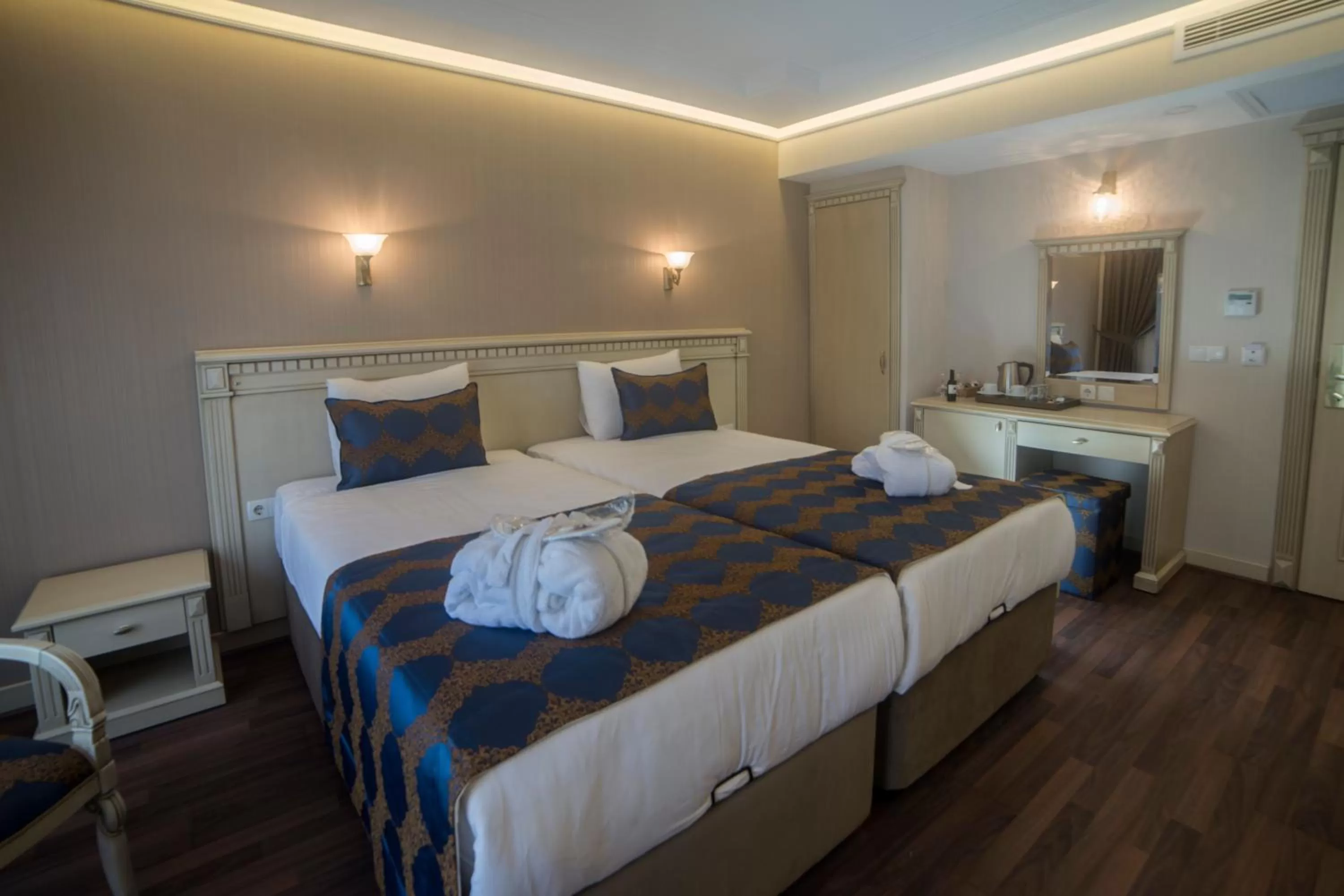 Bedroom, Bed in Sarnic Hotel & Sarnic Premier Hotel(Ottoman Mansion)
