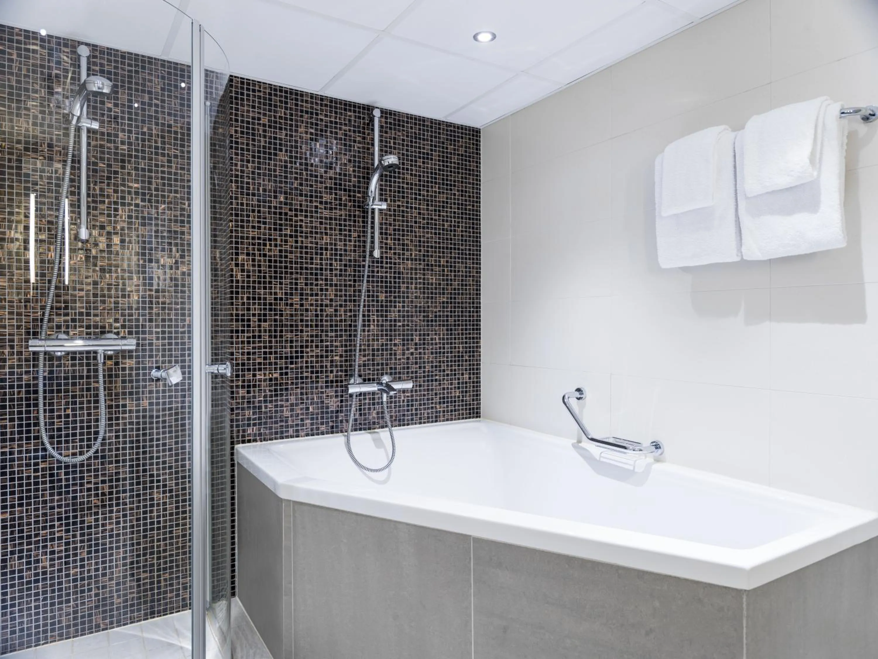 Hot Tub in Radisson Blu Royal Garden Hotel, Trondheim