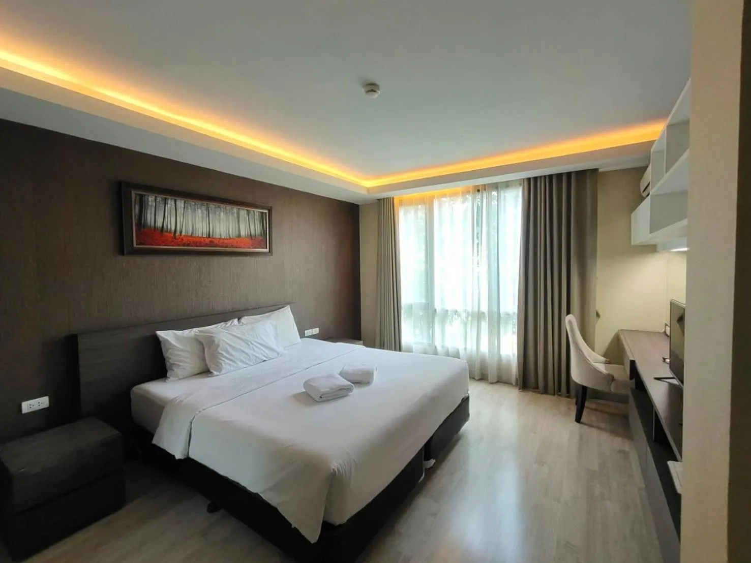 Bed in Avatar Suites Hotel - SHA Extra Plus
