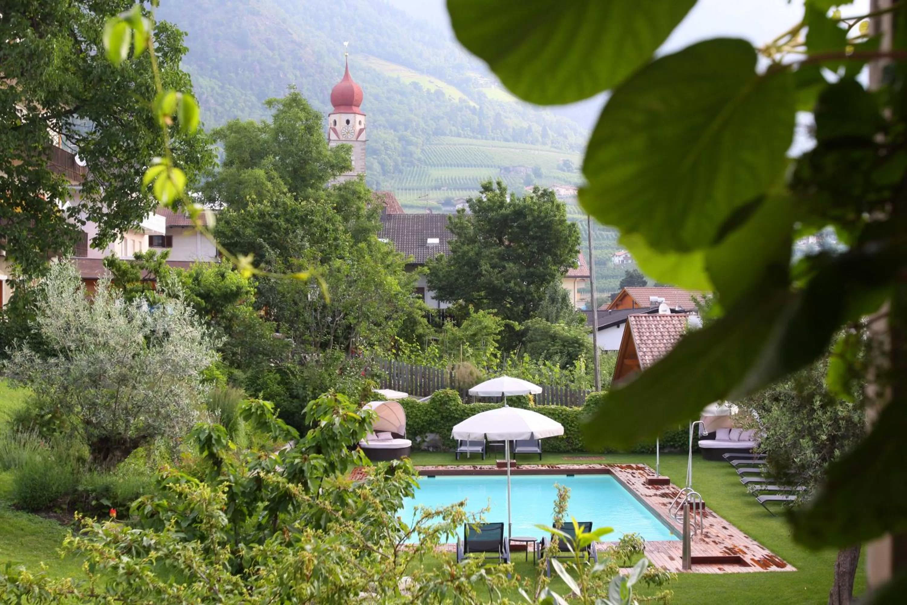 Garden, Pool View in Mair Am Ort Living Hotel B&B