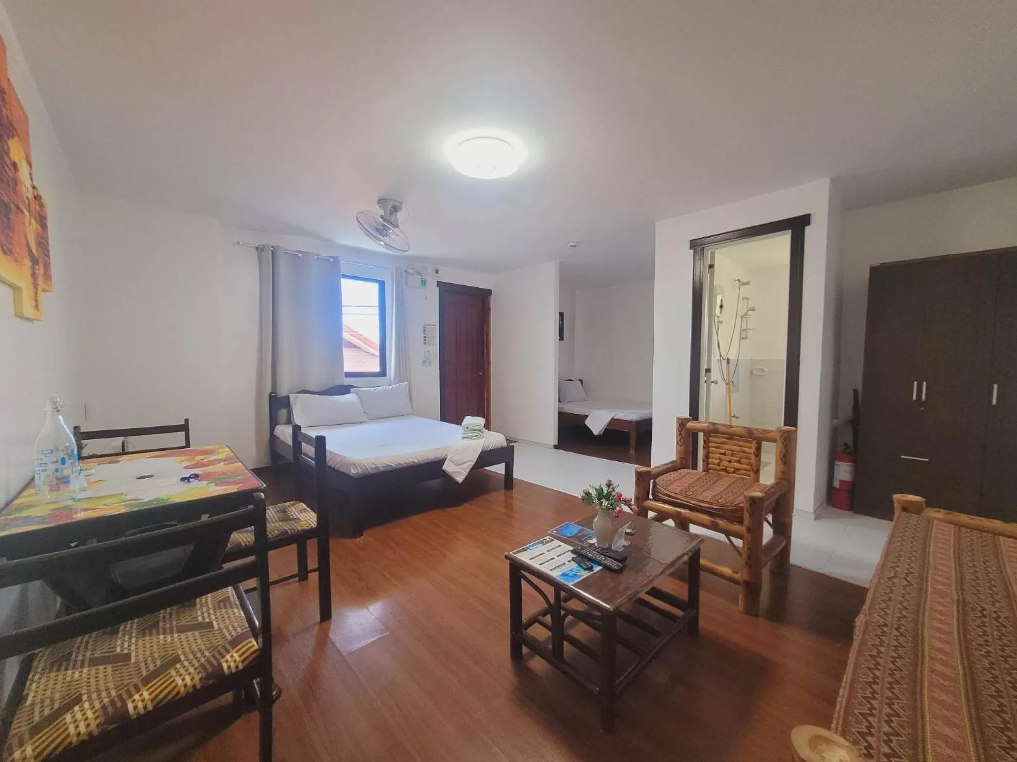 Bed in Gaja Go Dive & Inn