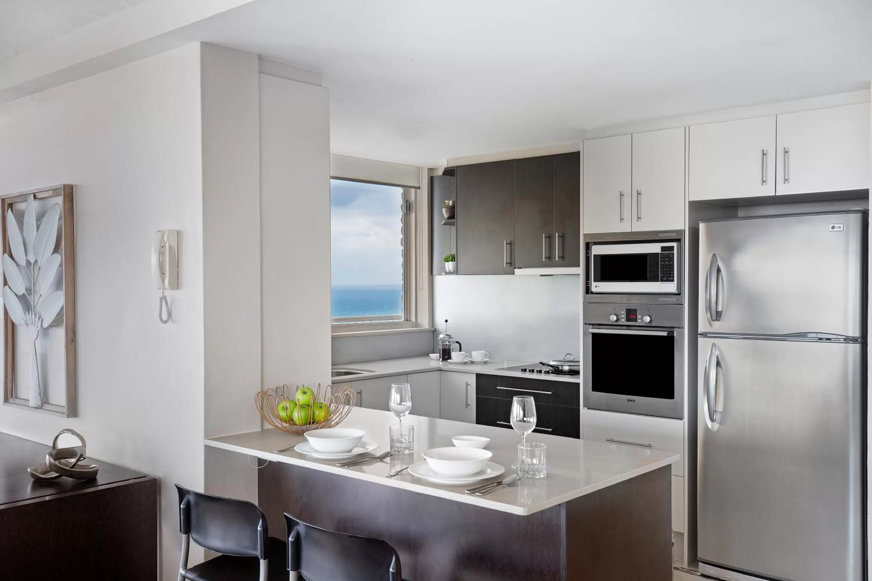 Kitchen or kitchenette in BreakFree Imperial Surf