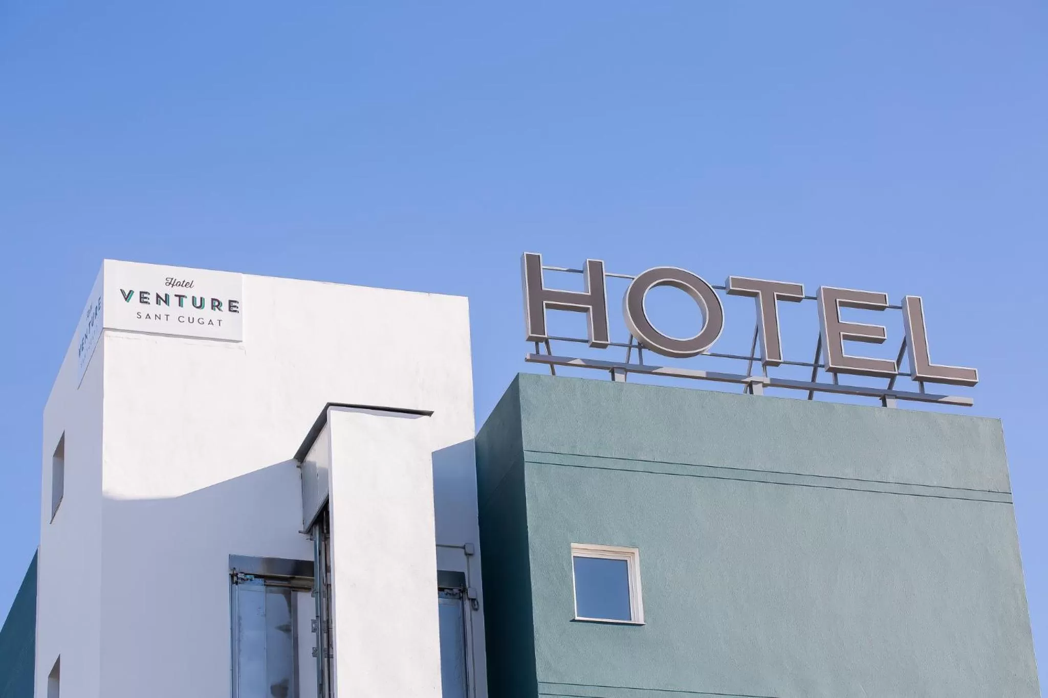Facade/entrance in Hotel Venture Sant Cugat