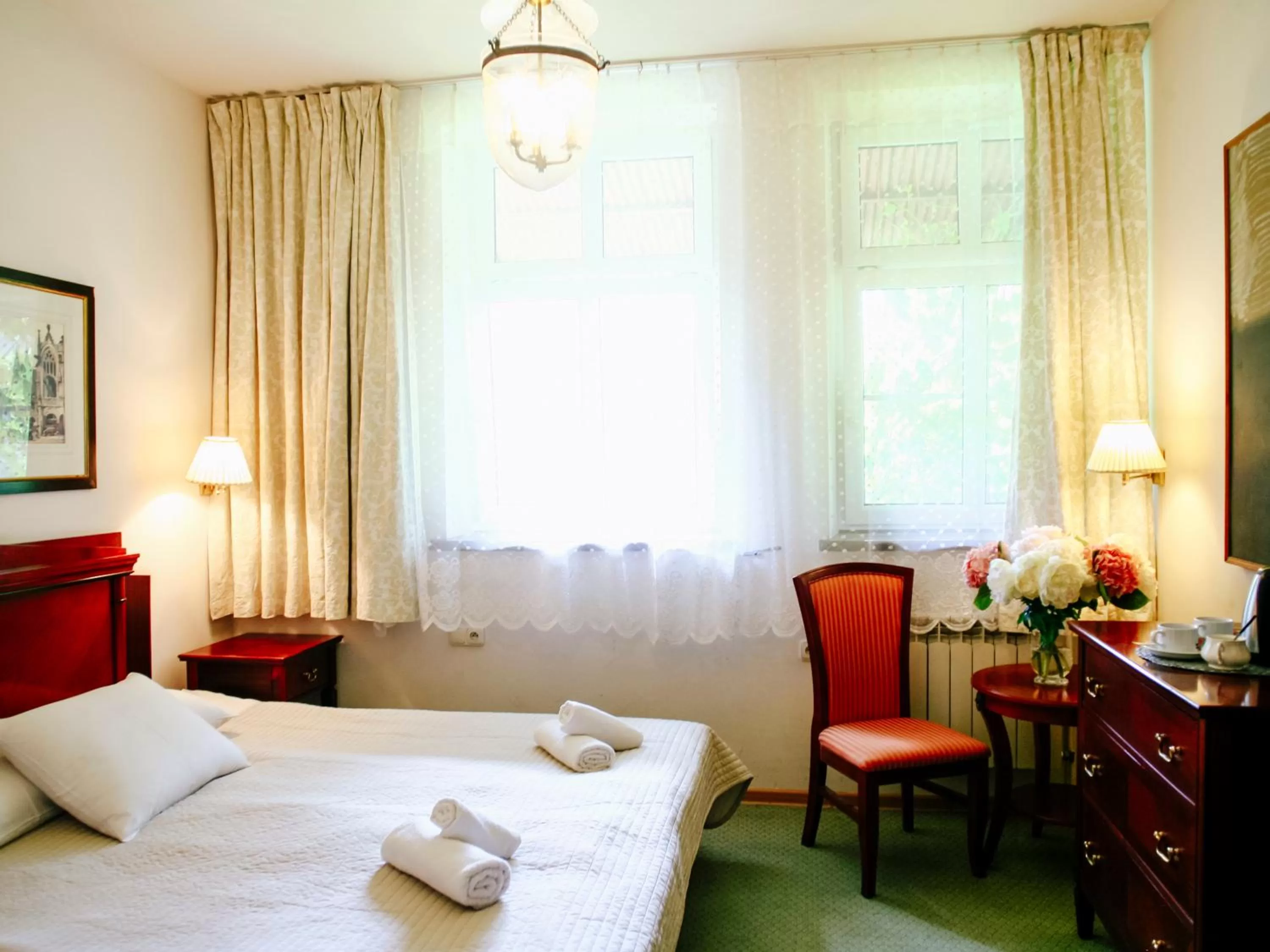 Bed in Miodosytnia Aparthotel