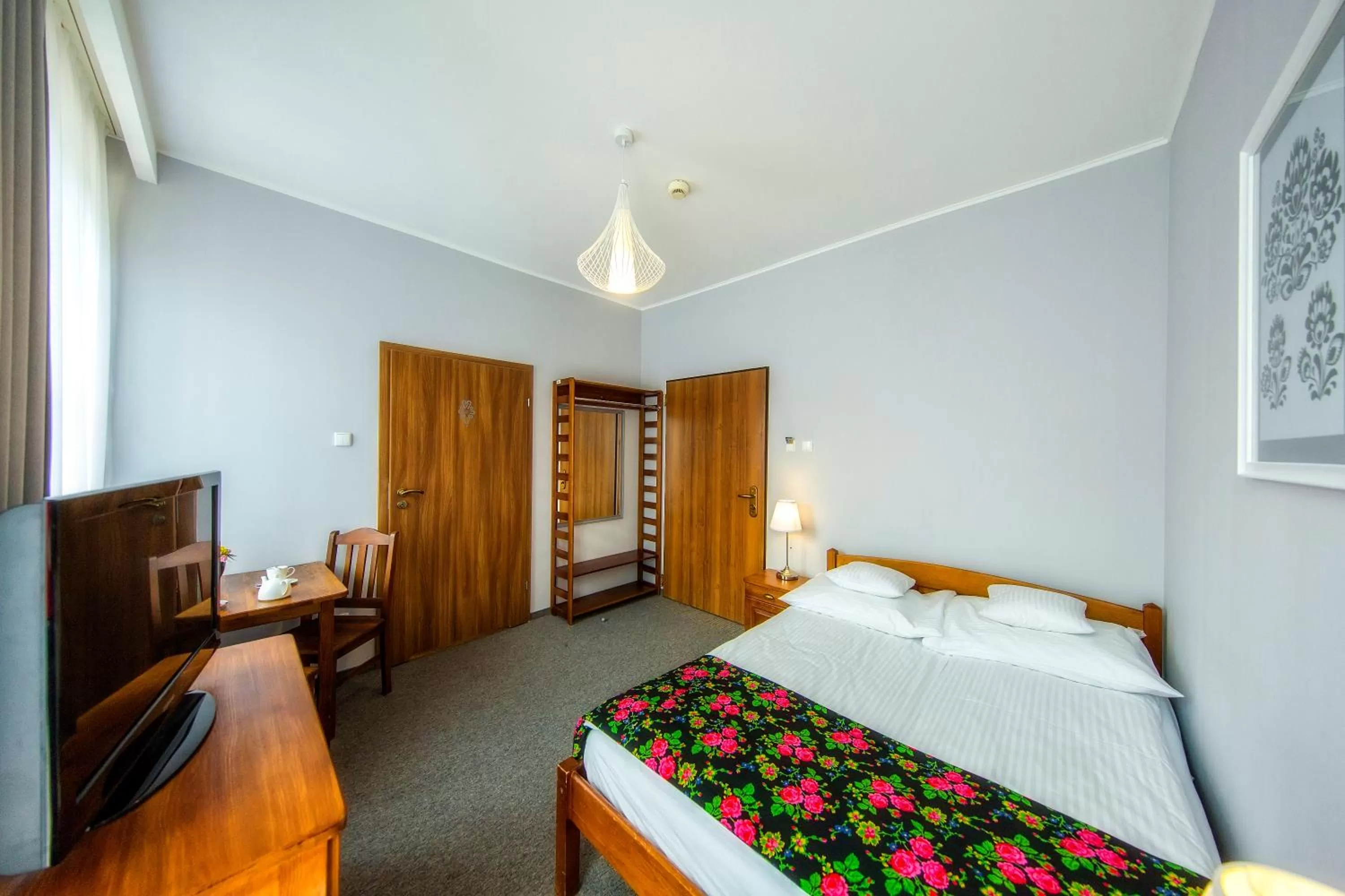 Photo of the whole room, Bed in Rezydencja Sienkiewiczówka