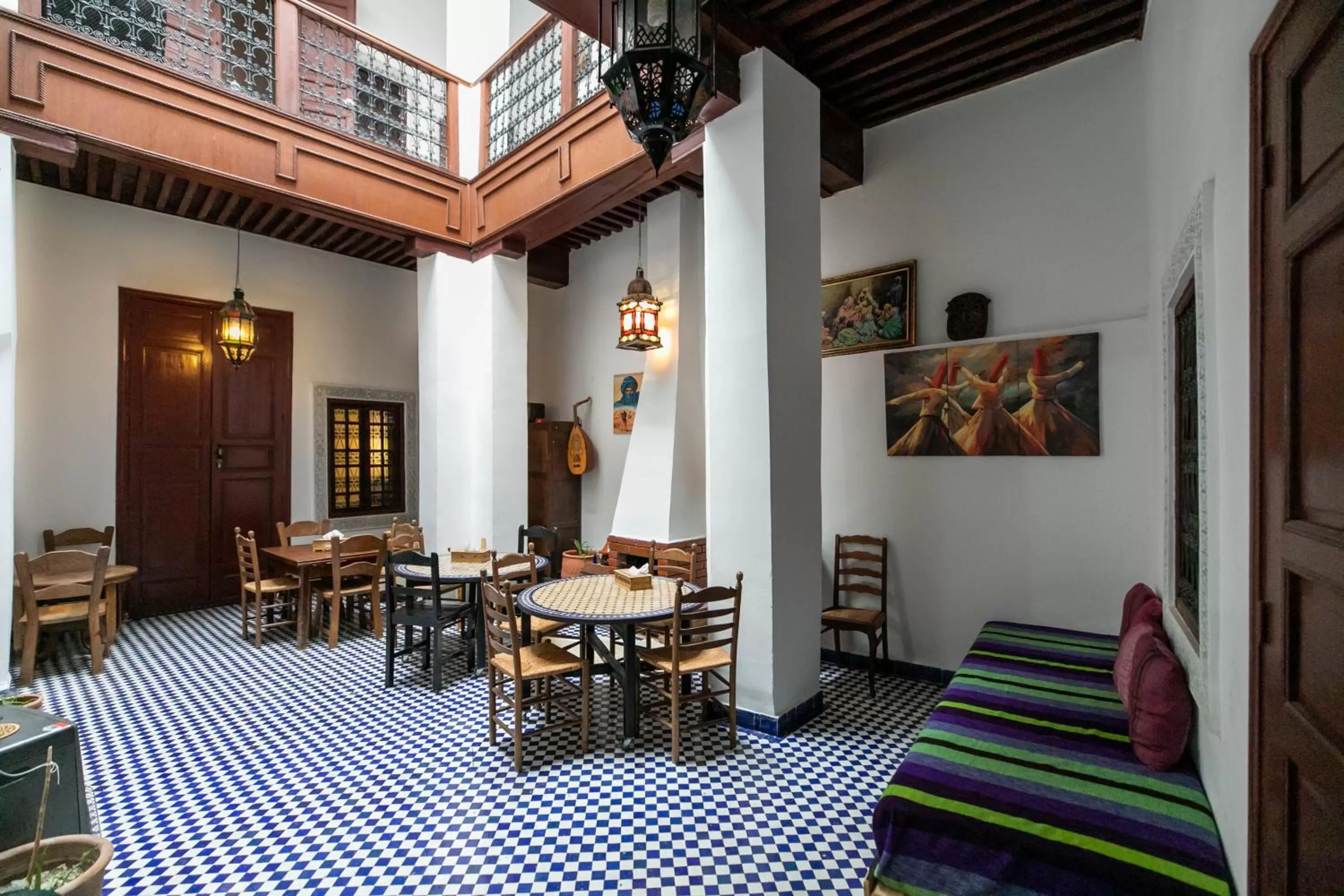 Property building, Restaurant/Places to Eat in Fez Dar