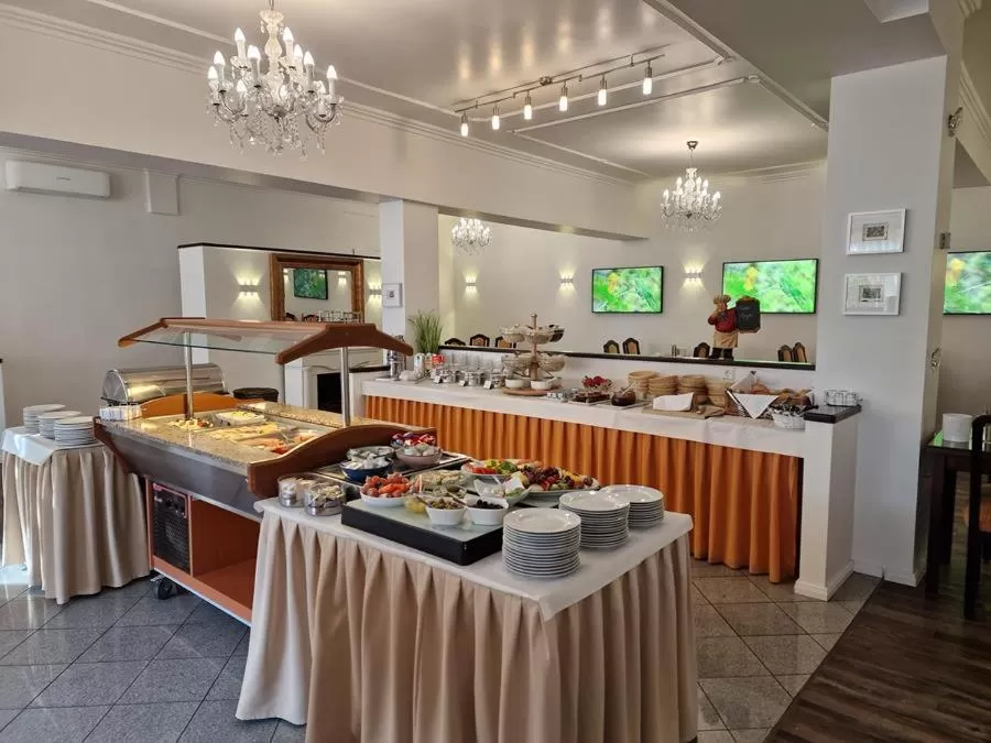 Restaurant/places to eat in artHOTEL Bremen