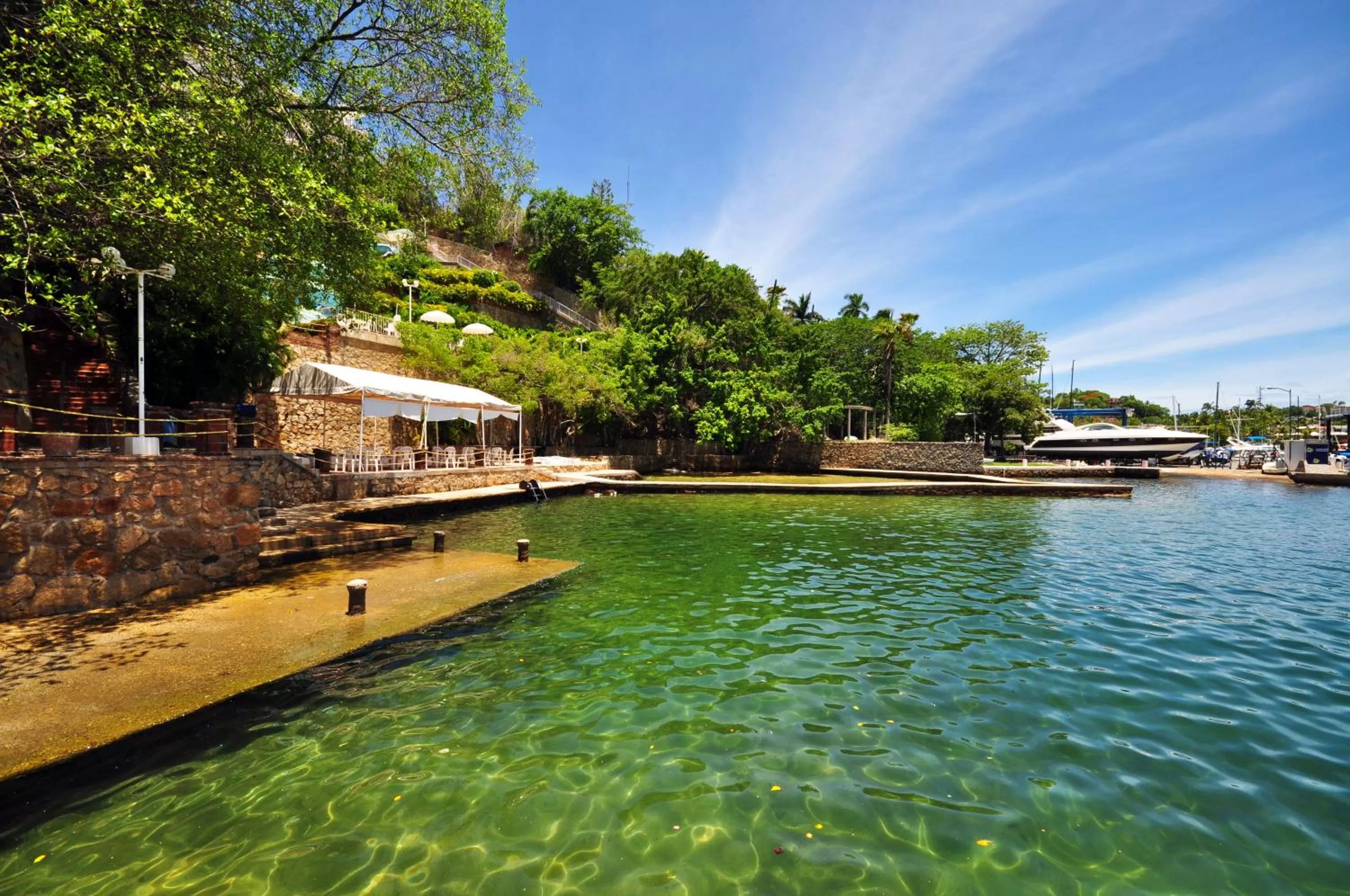 Beach in Alba Suites Acapulco