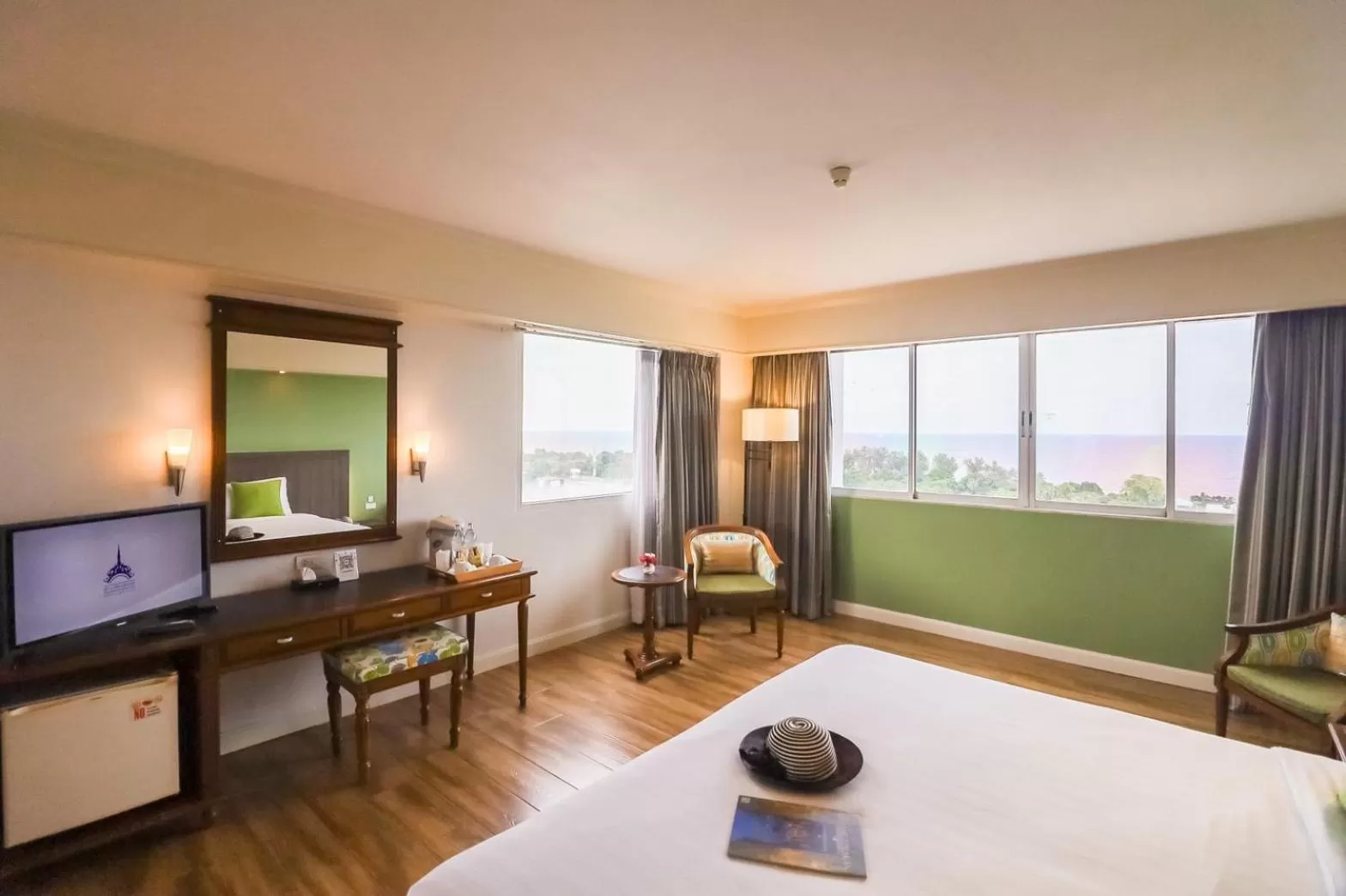 View (from property/room), Bed in Hua Hin Grand Hotel and Plaza - SHA Extra Plus