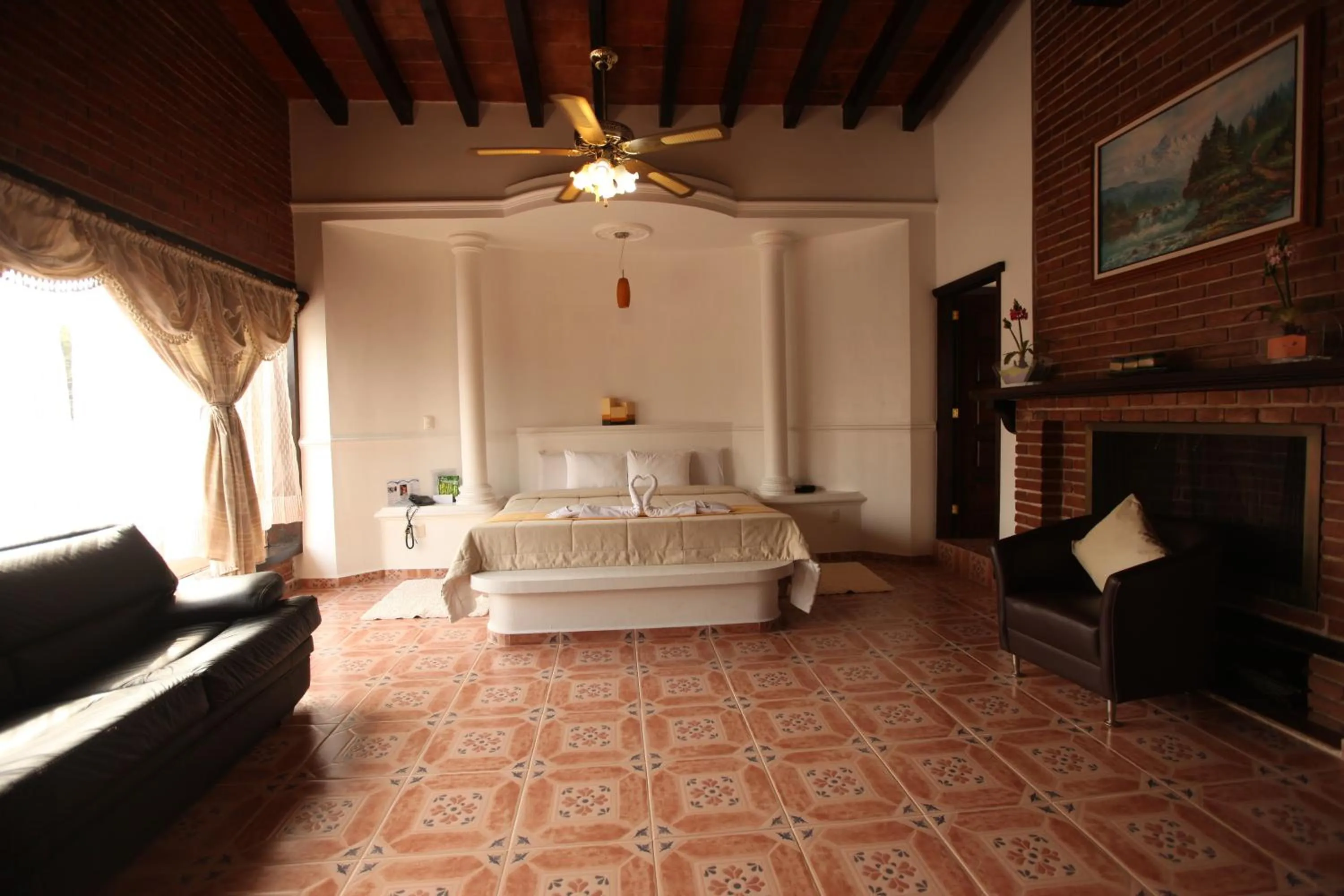 Photo of the whole room, Bed in La Capilla Hotel Boutique