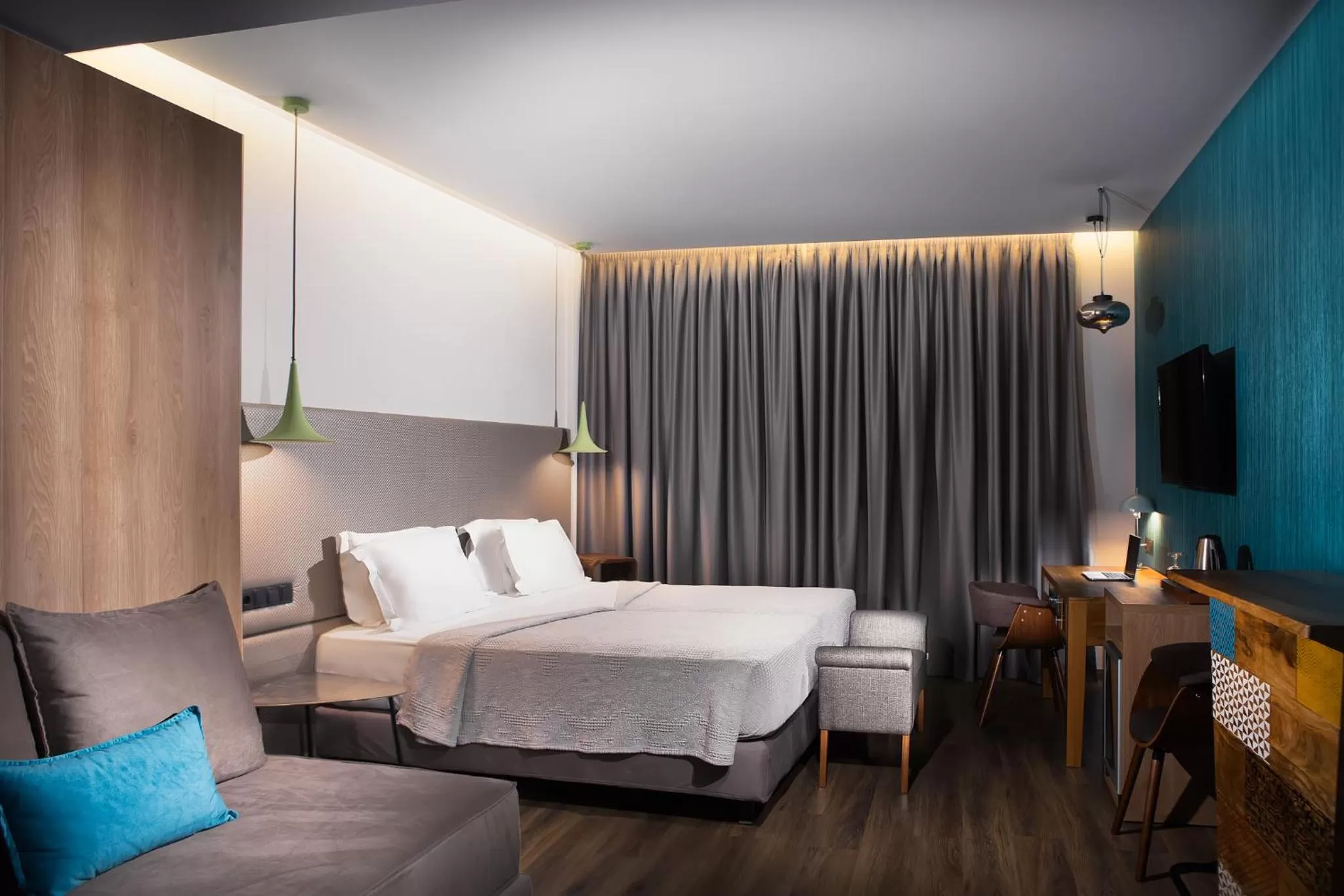 Bed in 360Degrees Pop Art Hotel