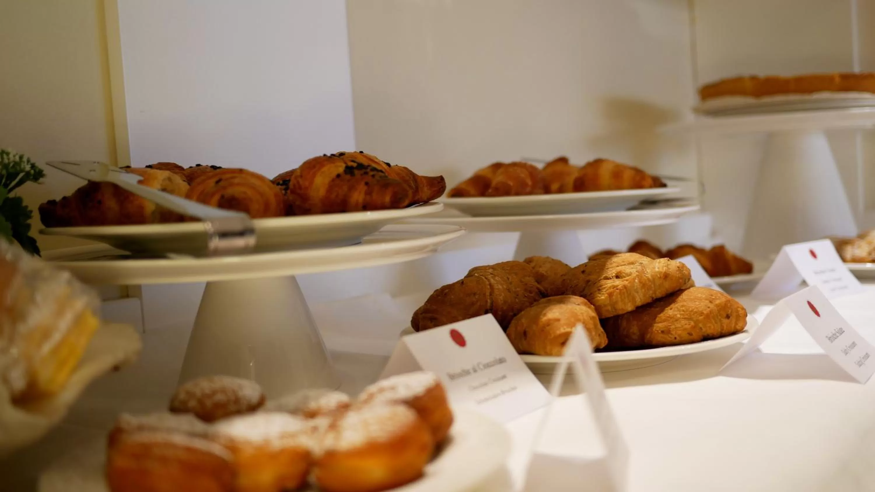 Buffet breakfast in Villa del Poggio Prosecco Bike Hotel