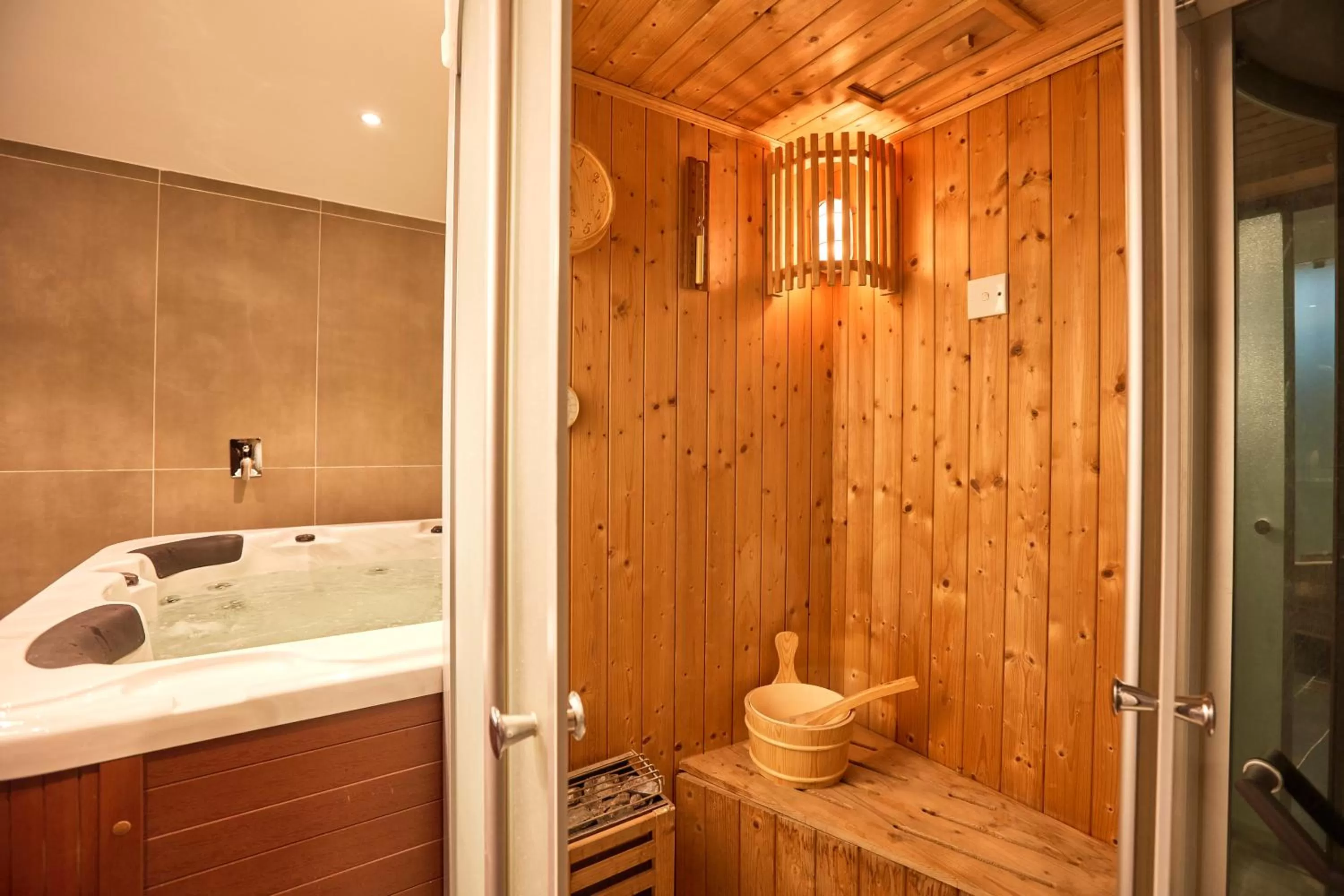 Sauna in Kantipur Village