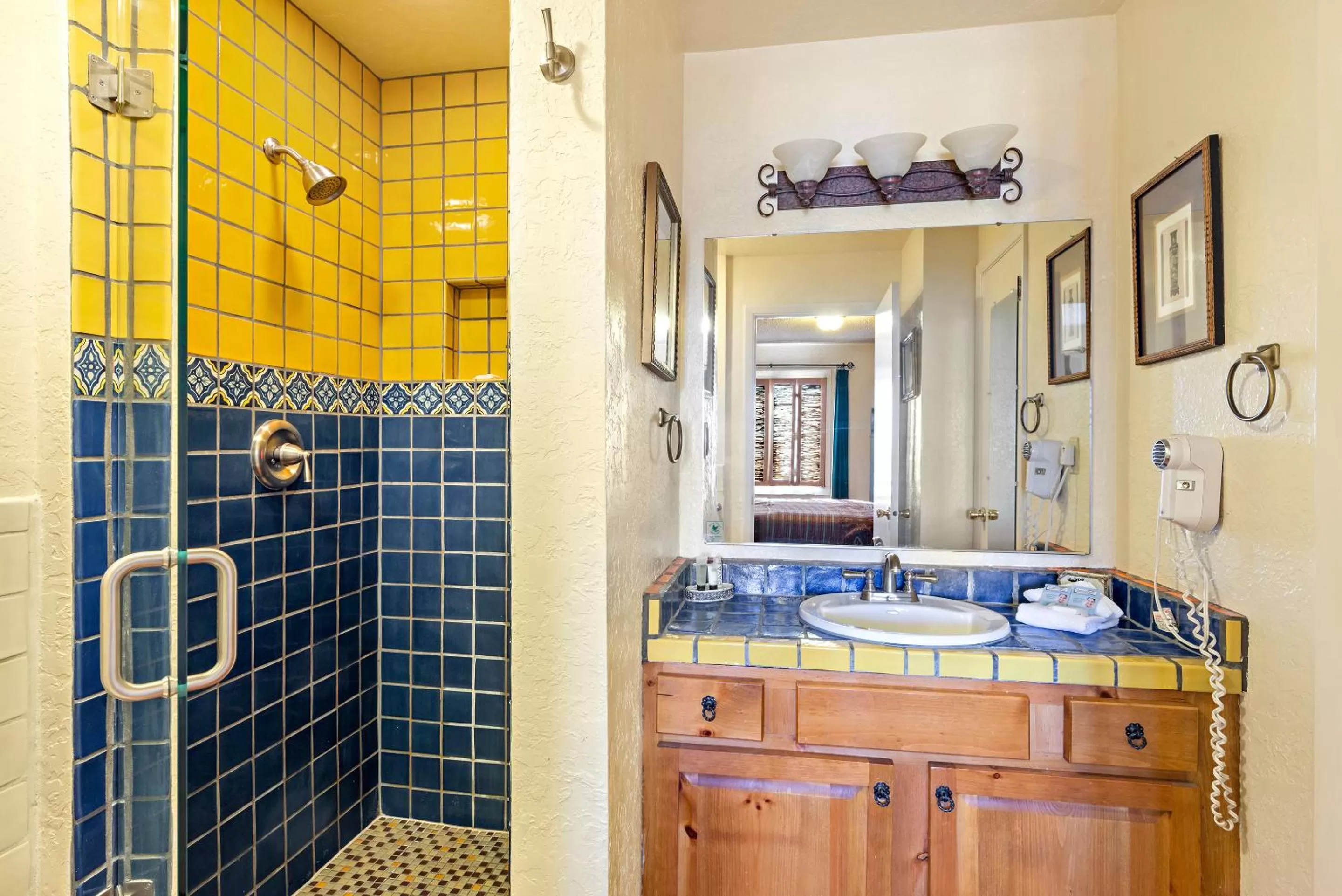 Bathroom in Fort Marcy Suites by All Seasons Resort Lodging