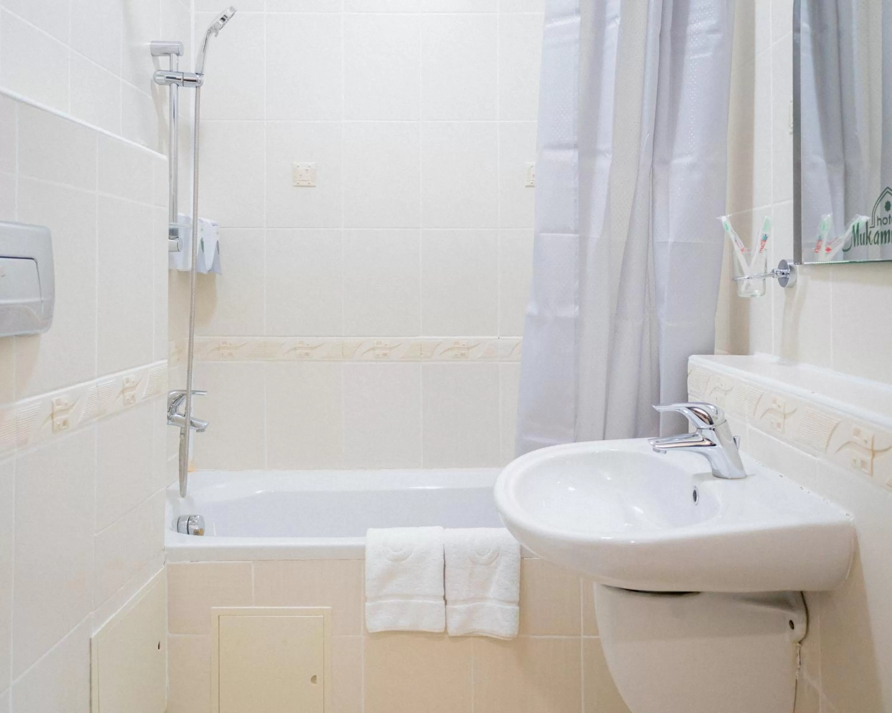 Shower in "Rush Hotel"