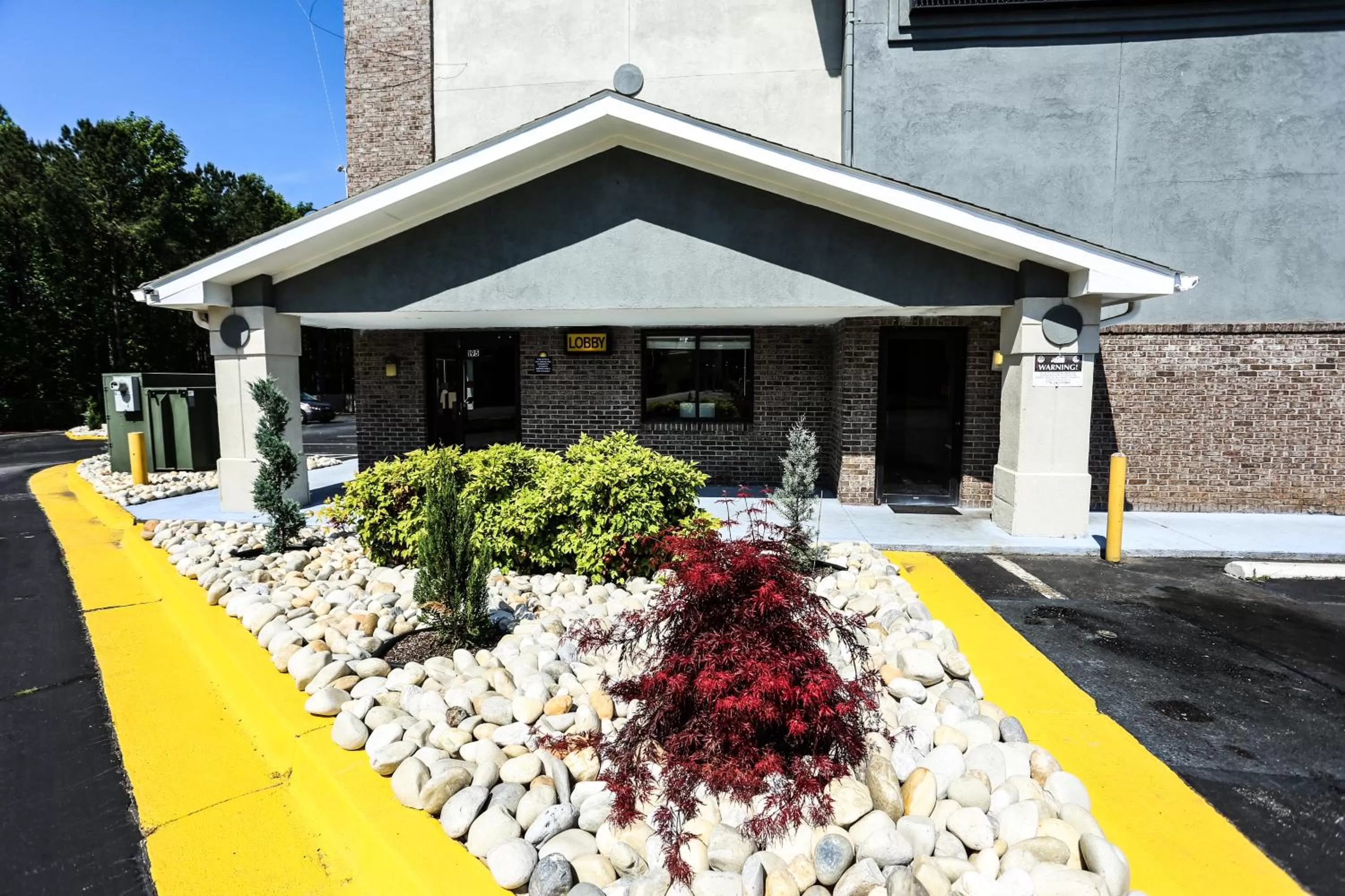 Property building in Super 8 by Wyndham Villa Rica