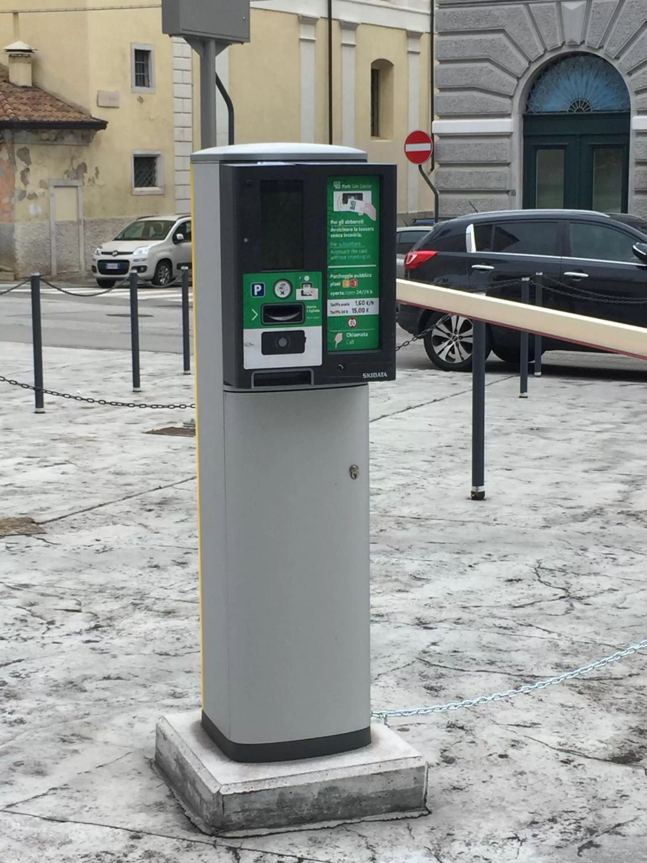 Parking in Hotel Coppe Trieste - Boutique Hotel