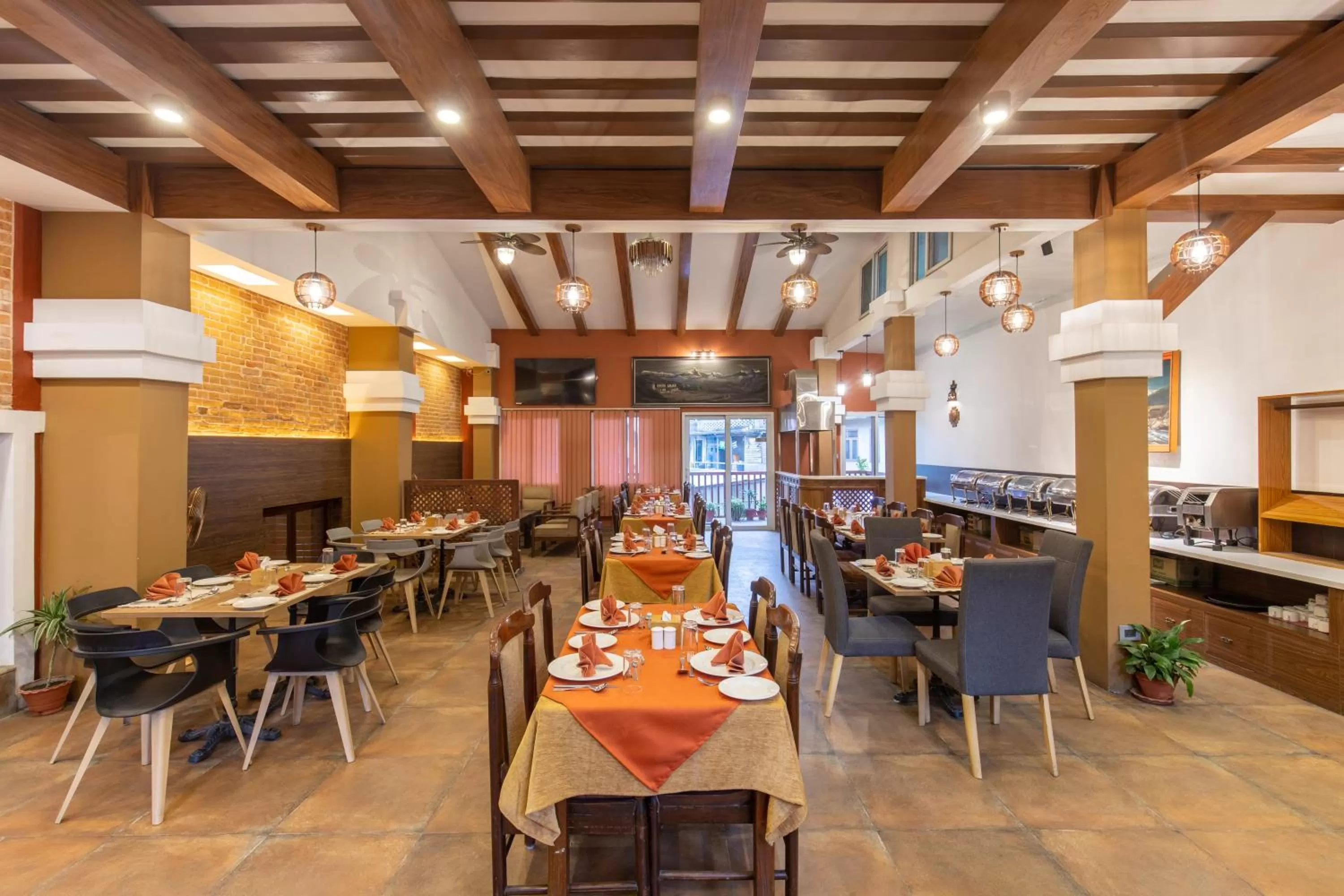 Restaurant/places to eat in Hotel Manang - Thamel, Kathmandu