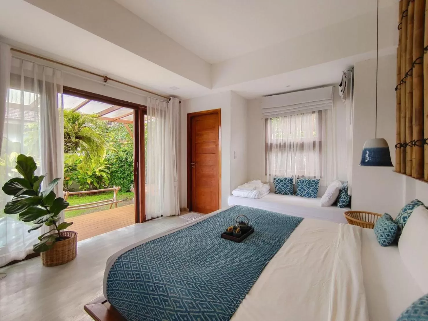 Bed in Rest Sea Resort Koh Kood