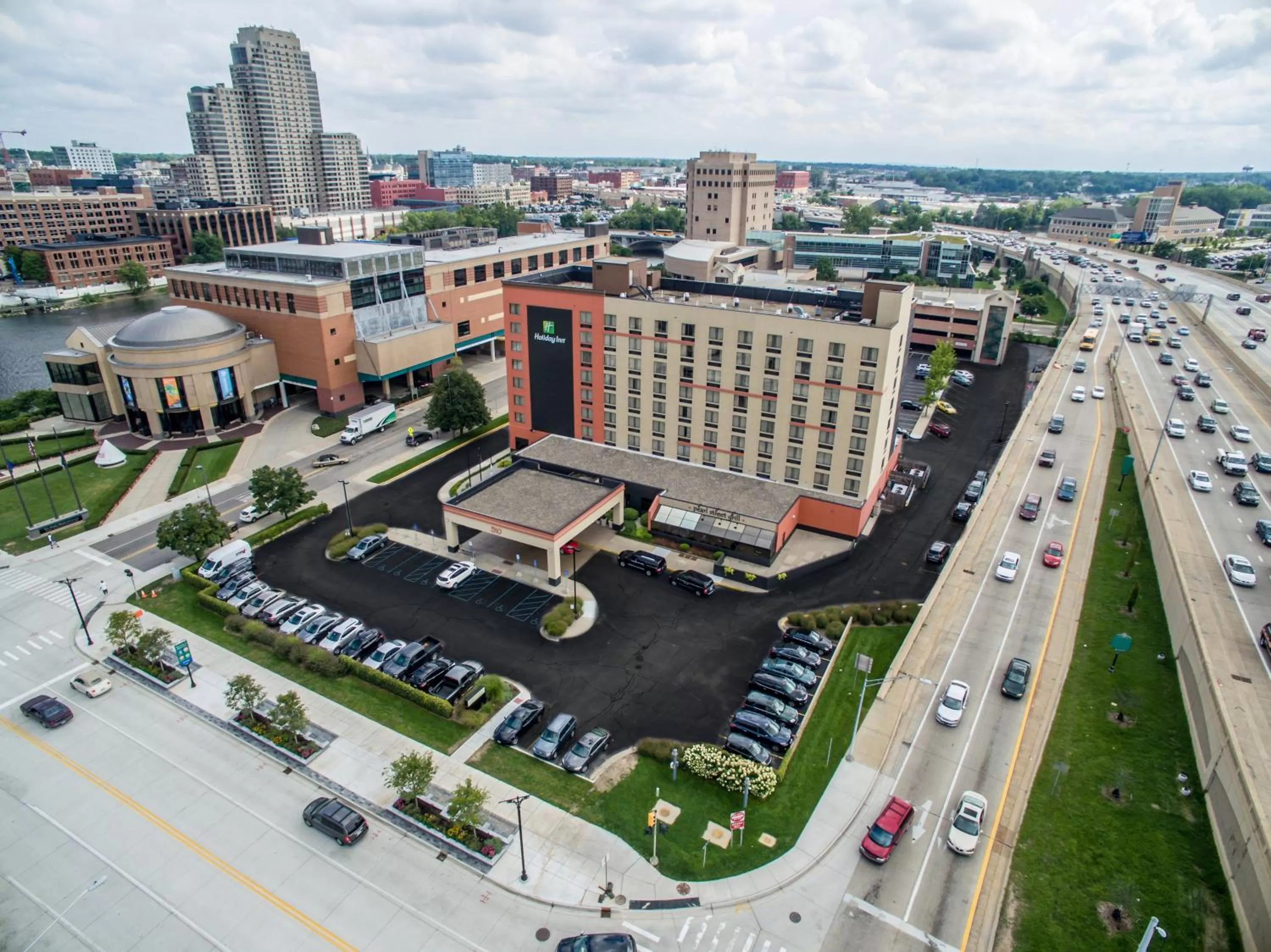 Property building in Holiday Inn Grand Rapids Downtown by IHG