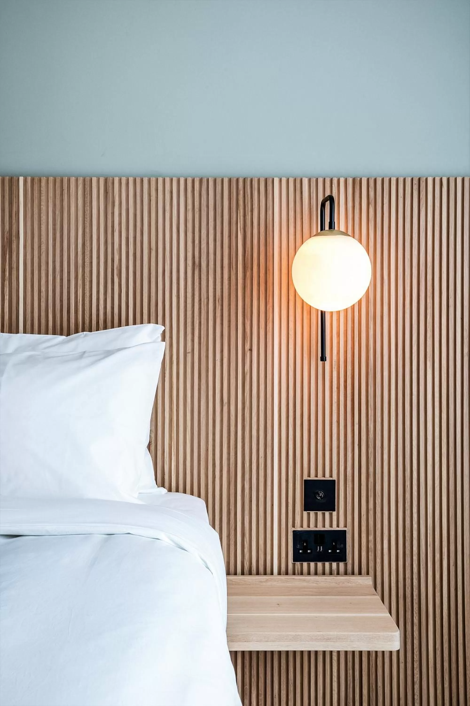 Bed in Mollie's Motel & Diner Oxfordshire